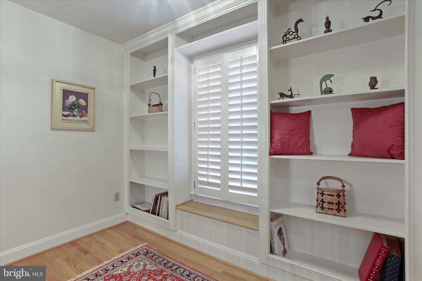 205 HENDERSON CT, BERRYVILLE, Virginia 22611, 5 Bedrooms Bedrooms, 20 Rooms Rooms,3 BathroomsBathrooms,Residential,For sale,205 HENDERSON CT,VACL2006254 MLS # VACL2006254 205 HENDERSON CT, BERRYVILLE, Virginia 22611, 5 Bedrooms Bedrooms, 20 Rooms Rooms,3 BathroomsBathrooms,Residential,For sale,205 HENDERSON CT,VACL2006254 MLS # VACL2006254