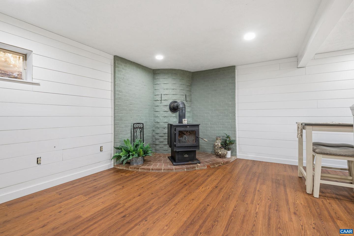 708 WESTWOOD RD, STANARDSVILLE, Virginia 22973, 4 Bedrooms Bedrooms, ,3 BathroomsBathrooms,Residential,For sale,708 WESTWOOD RD,671670 MLS # 671670 708 WESTWOOD RD, STANARDSVILLE, Virginia 22973, 4 Bedrooms Bedrooms, ,3 BathroomsBathrooms,Residential,For sale,708 WESTWOOD RD,671670 MLS # 671670