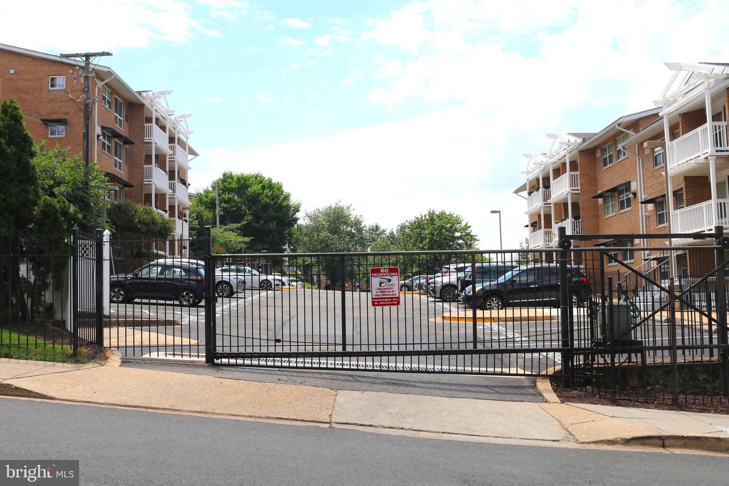 2605 DOUGLASS RD SE #102, WASHINGTON, District Of Columbia 20020, 2 Bedrooms Bedrooms, ,2 BathroomsBathrooms,Residential,For sale,2605 DOUGLASS RD SE #102,DCDC2234840 MLS # DCDC2234840 2605 DOUGLASS RD SE #102, WASHINGTON, District Of Columbia 20020, 2 Bedrooms Bedrooms, ,2 BathroomsBathrooms,Residential,For sale,2605 DOUGLASS RD SE #102,DCDC2234840 MLS # DCDC2234840