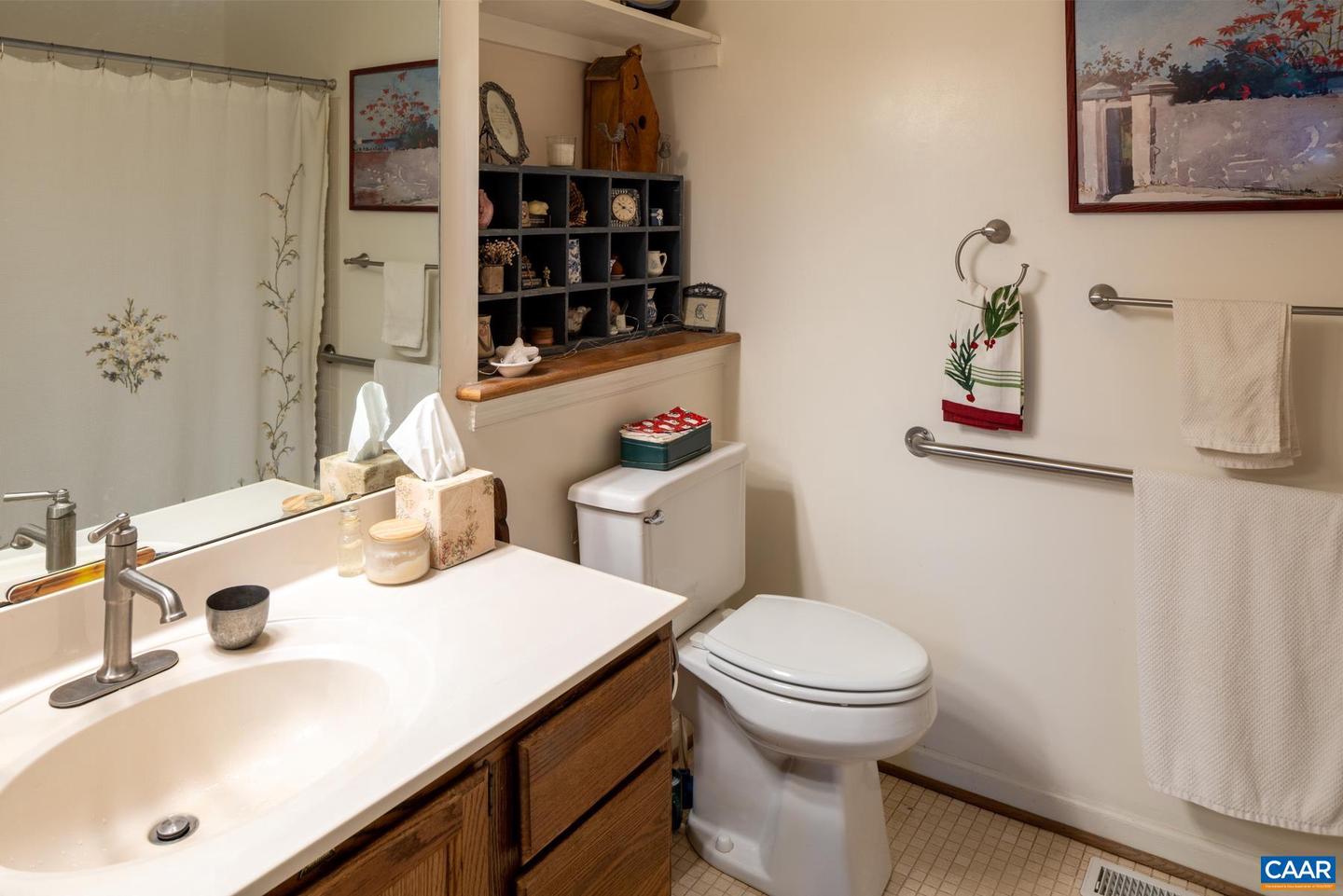 1325 BRANCHLANDS DR #E, CHARLOTTESVILLE, Virginia 22901, 2 Bedrooms Bedrooms, ,2 BathroomsBathrooms,Residential,For sale,1325 BRANCHLANDS DR #E,671817 MLS # 671817 1325 BRANCHLANDS DR #E, CHARLOTTESVILLE, Virginia 22901, 2 Bedrooms Bedrooms, ,2 BathroomsBathrooms,Residential,For sale,1325 BRANCHLANDS DR #E,671817 MLS # 671817