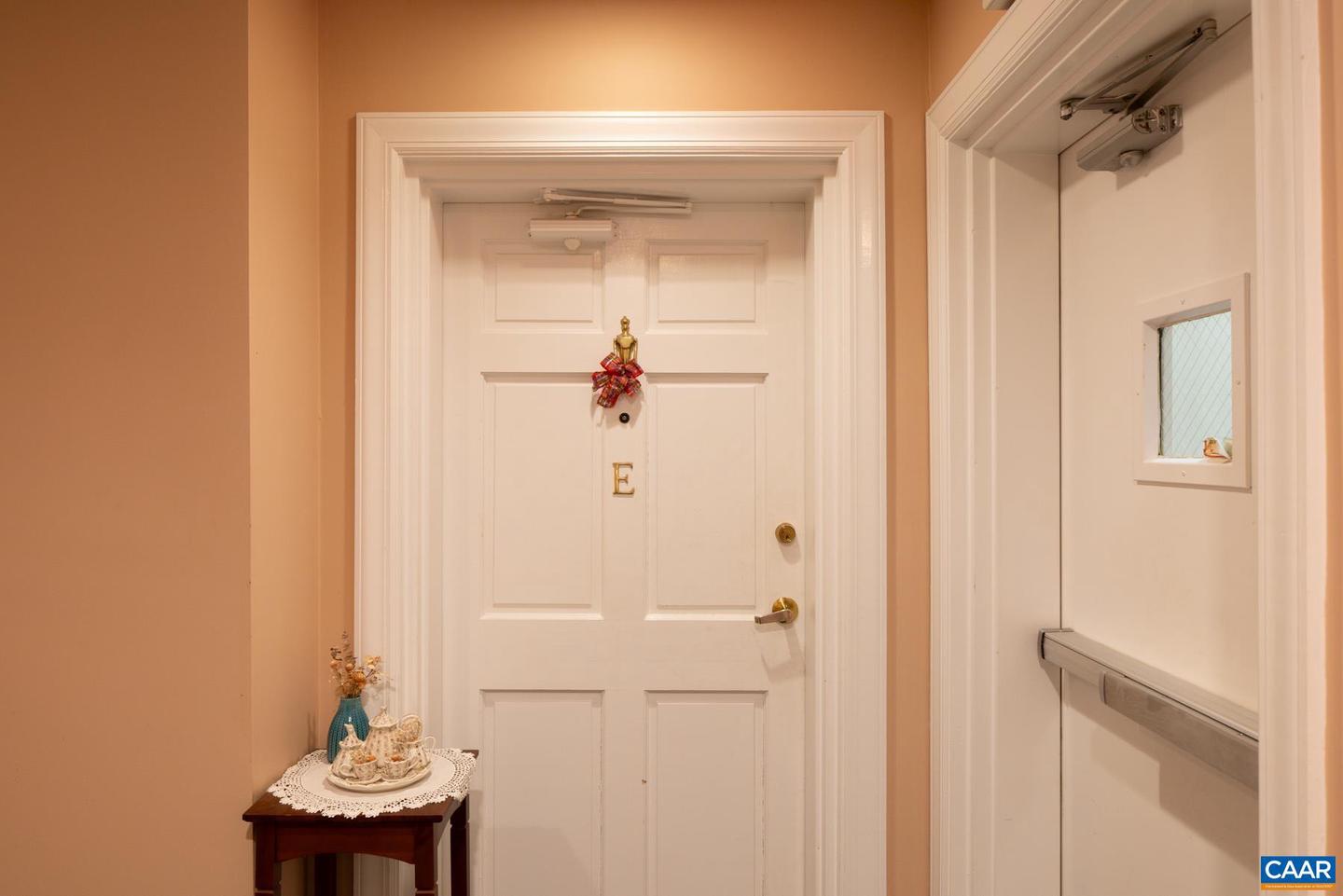 1325 BRANCHLANDS DR #E, CHARLOTTESVILLE, Virginia 22901, 2 Bedrooms Bedrooms, ,2 BathroomsBathrooms,Residential,For sale,1325 BRANCHLANDS DR #E,671817 MLS # 671817 1325 BRANCHLANDS DR #E, CHARLOTTESVILLE, Virginia 22901, 2 Bedrooms Bedrooms, ,2 BathroomsBathrooms,Residential,For sale,1325 BRANCHLANDS DR #E,671817 MLS # 671817