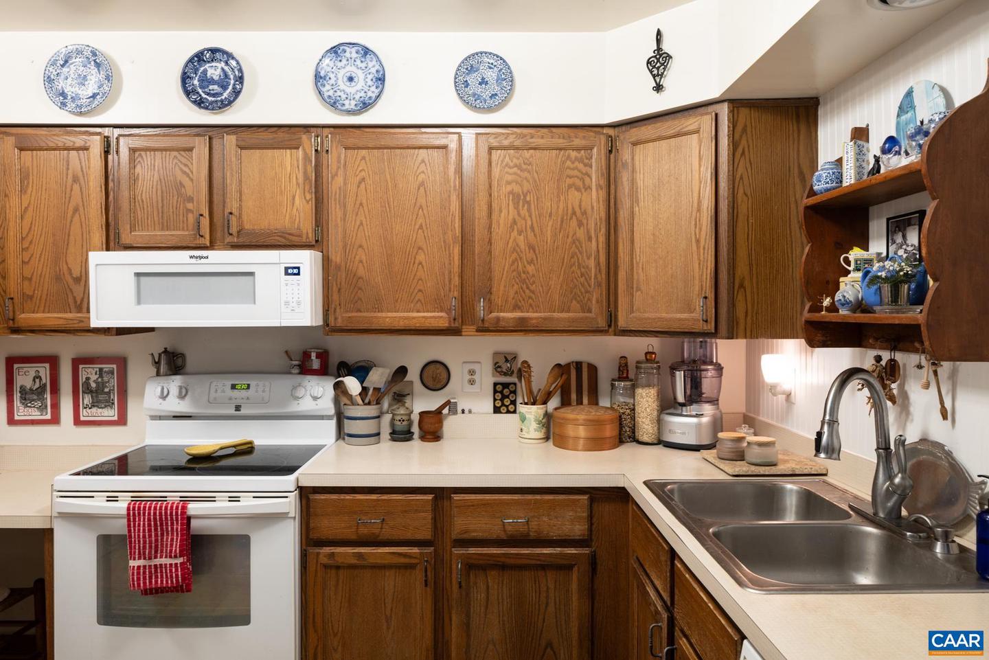 1325 BRANCHLANDS DR #E, CHARLOTTESVILLE, Virginia 22901, 2 Bedrooms Bedrooms, ,2 BathroomsBathrooms,Residential,For sale,1325 BRANCHLANDS DR #E,671817 MLS # 671817 1325 BRANCHLANDS DR #E, CHARLOTTESVILLE, Virginia 22901, 2 Bedrooms Bedrooms, ,2 BathroomsBathrooms,Residential,For sale,1325 BRANCHLANDS DR #E,671817 MLS # 671817