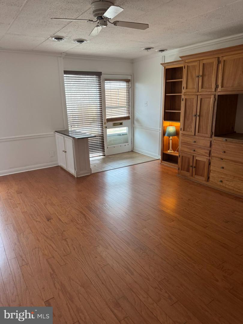 2633 FORT FARNSWORTH RD #268, ALEXANDRIA, Virginia 22303, 1 Bedroom Bedrooms, 3 Rooms Rooms,1 BathroomBathrooms,Residential,For sale,2633 FORT FARNSWORTH RD #268,VAFX2282522 MLS # VAFX2282522 2633 FORT FARNSWORTH RD #268, ALEXANDRIA, Virginia 22303, 1 Bedroom Bedrooms, 3 Rooms Rooms,1 BathroomBathrooms,Residential,For sale,2633 FORT FARNSWORTH RD #268,VAFX2282522 MLS # VAFX2282522