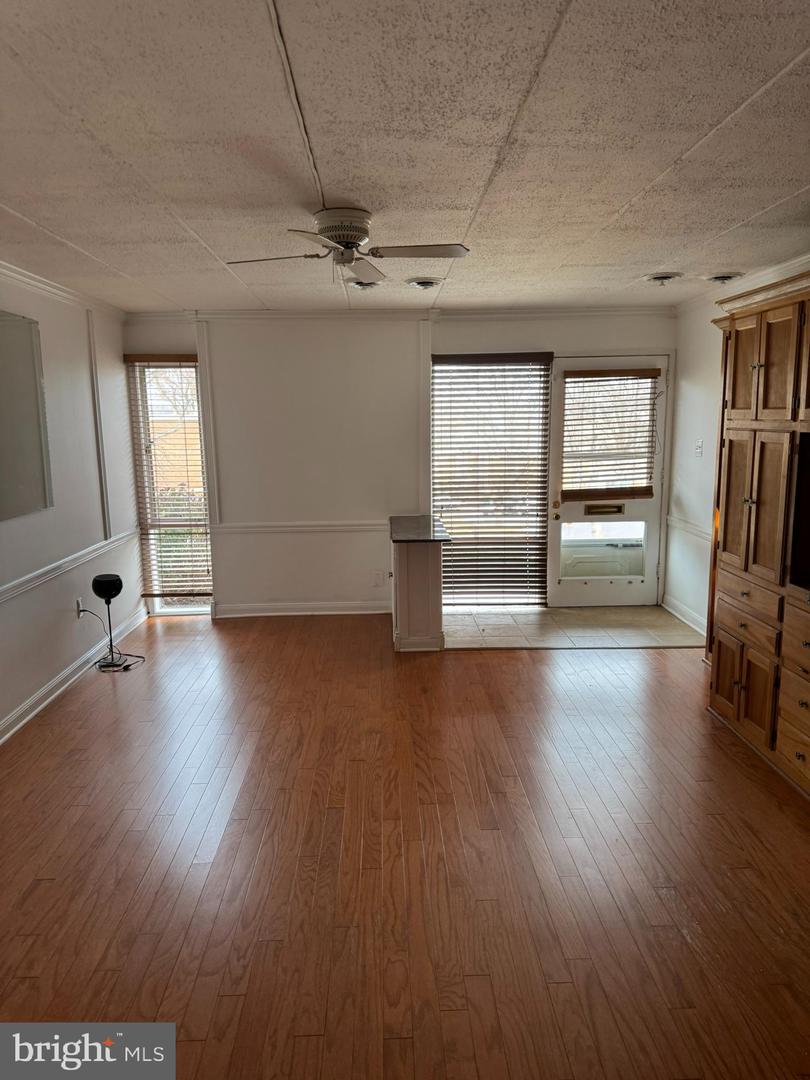2633 FORT FARNSWORTH RD #268, ALEXANDRIA, Virginia 22303, 1 Bedroom Bedrooms, 3 Rooms Rooms,1 BathroomBathrooms,Residential,For sale,2633 FORT FARNSWORTH RD #268,VAFX2282522 MLS # VAFX2282522 2633 FORT FARNSWORTH RD #268, ALEXANDRIA, Virginia 22303, 1 Bedroom Bedrooms, 3 Rooms Rooms,1 BathroomBathrooms,Residential,For sale,2633 FORT FARNSWORTH RD #268,VAFX2282522 MLS # VAFX2282522