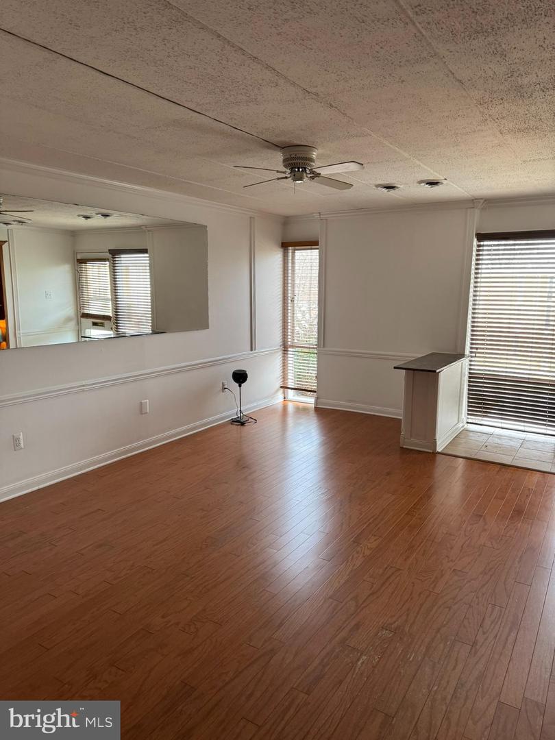 2633 FORT FARNSWORTH RD #268, ALEXANDRIA, Virginia 22303, 1 Bedroom Bedrooms, 3 Rooms Rooms,1 BathroomBathrooms,Residential,For sale,2633 FORT FARNSWORTH RD #268,VAFX2282522 MLS # VAFX2282522 2633 FORT FARNSWORTH RD #268, ALEXANDRIA, Virginia 22303, 1 Bedroom Bedrooms, 3 Rooms Rooms,1 BathroomBathrooms,Residential,For sale,2633 FORT FARNSWORTH RD #268,VAFX2282522 MLS # VAFX2282522