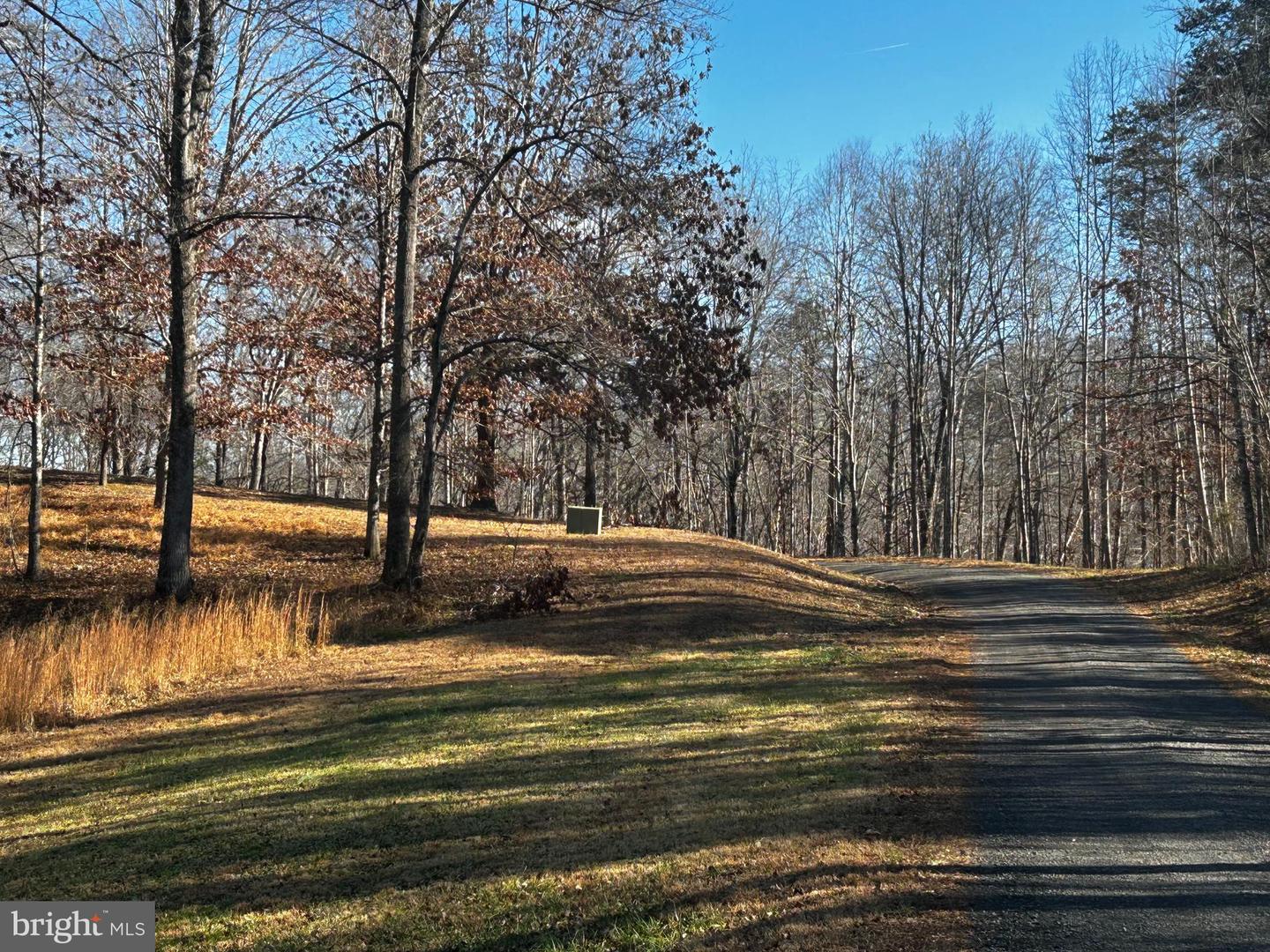 436 HINSONS FORD RD, AMISSVILLE, Virginia 20106, 8 Bedrooms Bedrooms, ,5 BathroomsBathrooms,Farm,For sale,436 HINSONS FORD RD,VARP2002434 MLS # VARP2002434 436 HINSONS FORD RD, AMISSVILLE, Virginia 20106, 8 Bedrooms Bedrooms, ,5 BathroomsBathrooms,Farm,For sale,436 HINSONS FORD RD,VARP2002434 MLS # VARP2002434