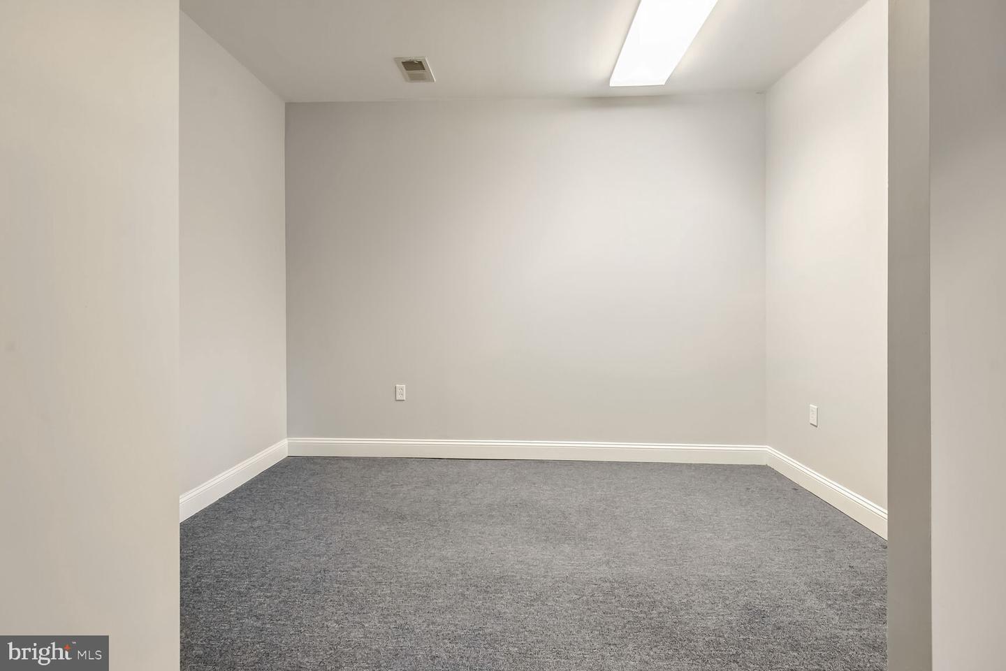 5985 COLUMBIA PIKE #300, FALLS CHURCH, Virginia 22041, ,Land,For sale,5985 COLUMBIA PIKE #300,VAFX2280350 MLS # VAFX2280350 5985 COLUMBIA PIKE #300, FALLS CHURCH, Virginia 22041, ,Land,For sale,5985 COLUMBIA PIKE #300,VAFX2280350 MLS # VAFX2280350