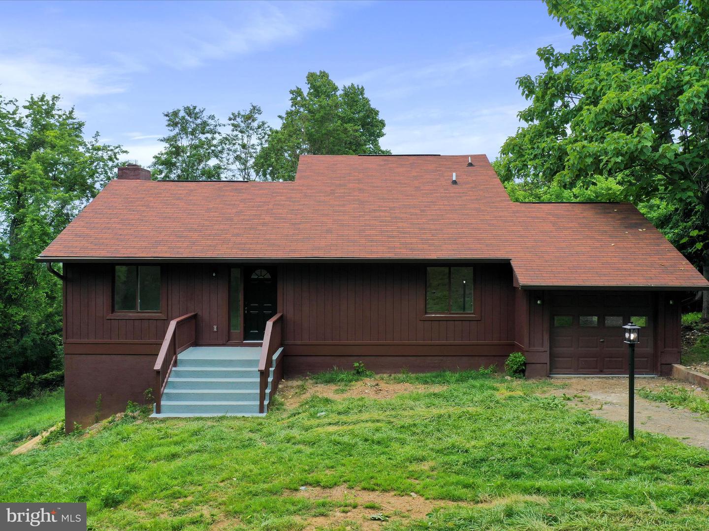 143 ZINN WAY, LINDEN, Virginia 22642, 3 Bedrooms Bedrooms, ,2 BathroomsBathrooms,Residential,For sale,143 ZINN WAY,VAWR2011170 MLS # VAWR2011170