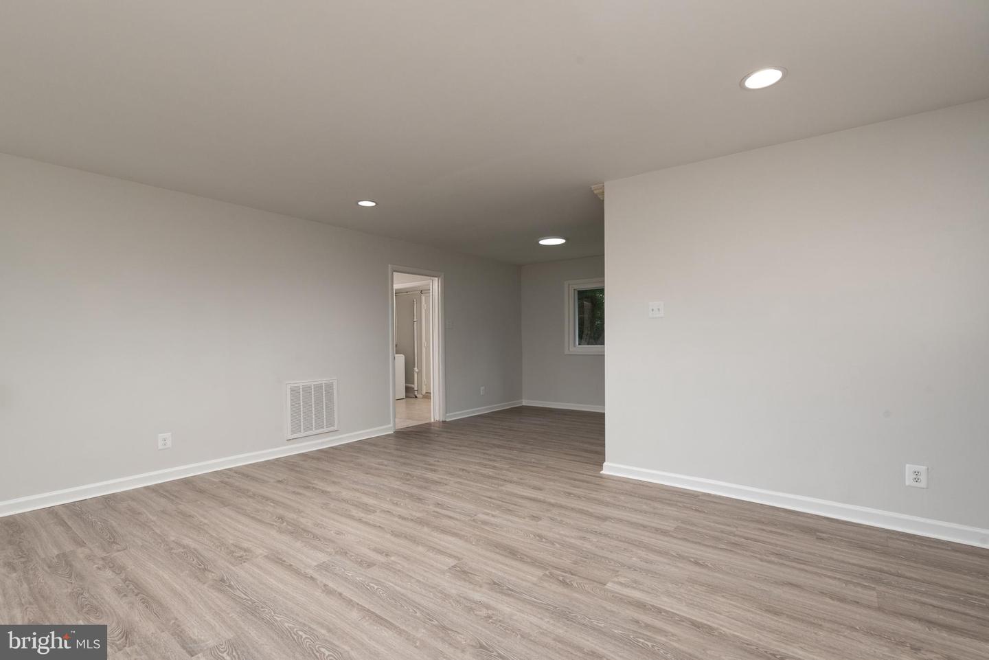 1305 BARNARD DR, HENRICO, Virginia 23229, 4 Bedrooms Bedrooms, ,2 BathroomsBathrooms,Residential,For sale,1305 BARNARD DR,VAHN2000990 MLS # VAHN2000990 1305 BARNARD DR, HENRICO, Virginia 23229, 4 Bedrooms Bedrooms, ,2 BathroomsBathrooms,Residential,For sale,1305 BARNARD DR,VAHN2000990 MLS # VAHN2000990