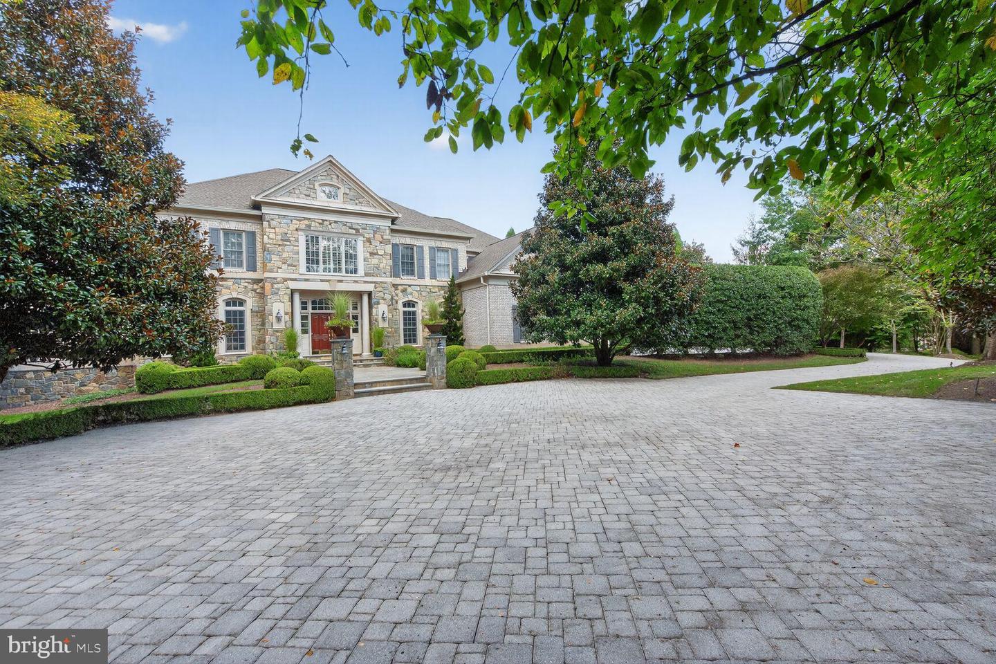 9864 WALKER GLEN CT, GREAT FALLS, Virginia 22066, 7 Bedrooms Bedrooms, ,7 BathroomsBathrooms,Residential,For sale,9864 WALKER GLEN CT,VAFX2260212 MLS # VAFX2260212 9864 WALKER GLEN CT, GREAT FALLS, Virginia 22066, 7 Bedrooms Bedrooms, ,7 BathroomsBathrooms,Residential,For sale,9864 WALKER GLEN CT,VAFX2260212 MLS # VAFX2260212