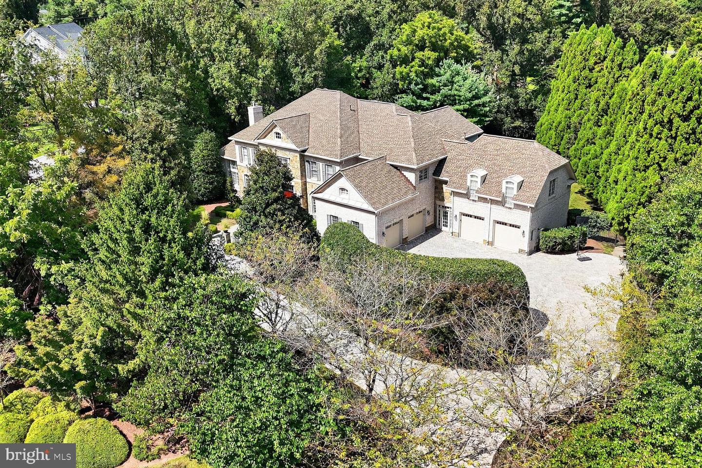 9864 WALKER GLEN CT, GREAT FALLS, Virginia 22066, 7 Bedrooms Bedrooms, ,7 BathroomsBathrooms,Residential,For sale,9864 WALKER GLEN CT,VAFX2260212 MLS # VAFX2260212 9864 WALKER GLEN CT, GREAT FALLS, Virginia 22066, 7 Bedrooms Bedrooms, ,7 BathroomsBathrooms,Residential,For sale,9864 WALKER GLEN CT,VAFX2260212 MLS # VAFX2260212