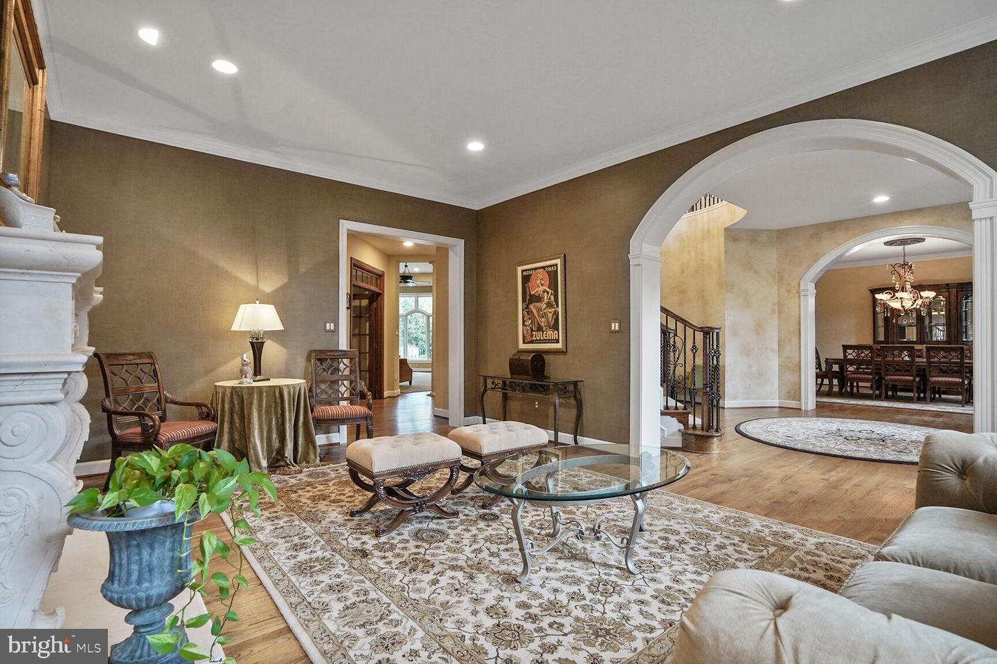 9864 WALKER GLEN CT, GREAT FALLS, Virginia 22066, 7 Bedrooms Bedrooms, ,7 BathroomsBathrooms,Residential,For sale,9864 WALKER GLEN CT,VAFX2260212 MLS # VAFX2260212 9864 WALKER GLEN CT, GREAT FALLS, Virginia 22066, 7 Bedrooms Bedrooms, ,7 BathroomsBathrooms,Residential,For sale,9864 WALKER GLEN CT,VAFX2260212 MLS # VAFX2260212