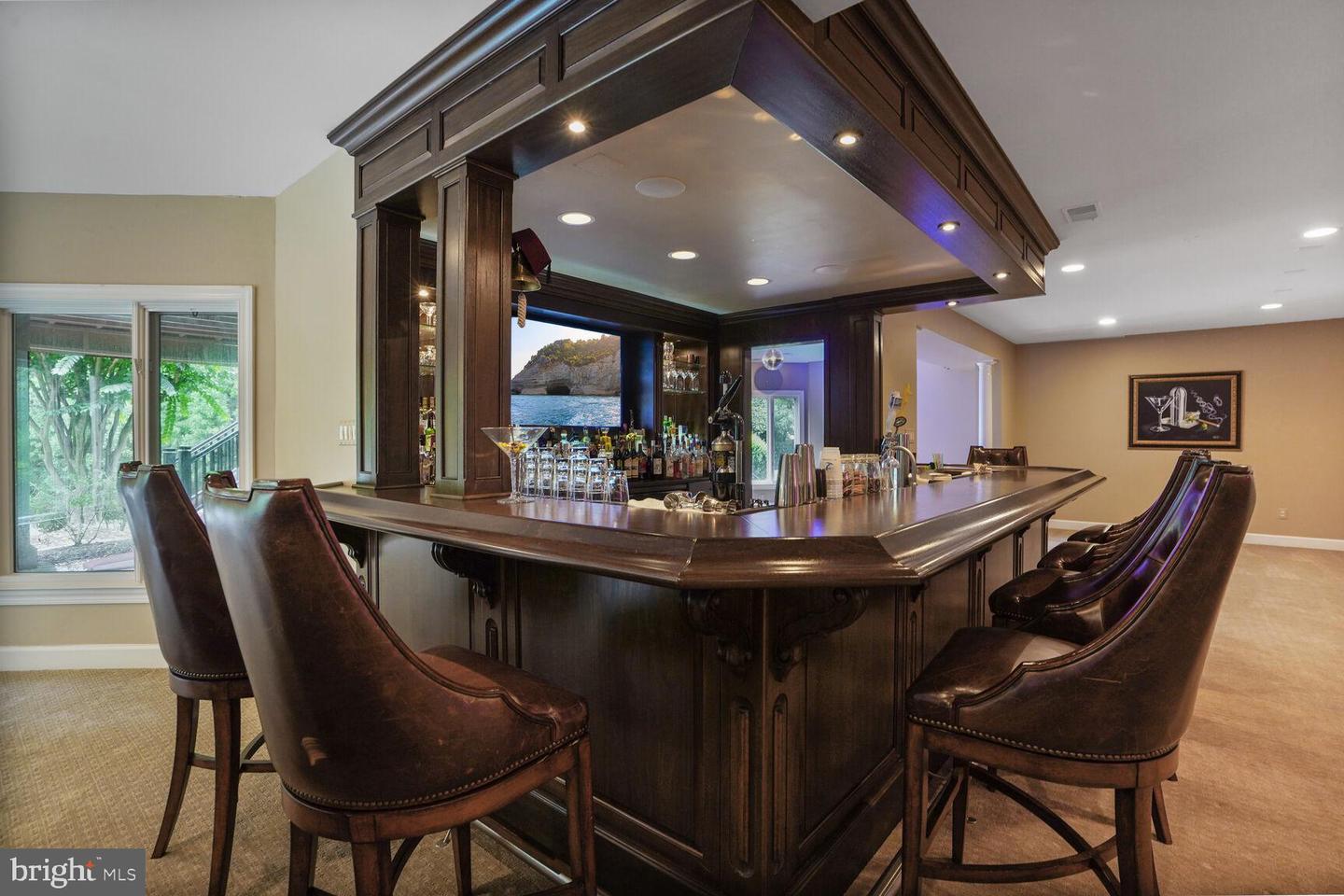 9864 WALKER GLEN CT, GREAT FALLS, Virginia 22066, 7 Bedrooms Bedrooms, ,7 BathroomsBathrooms,Residential,For sale,9864 WALKER GLEN CT,VAFX2260212 MLS # VAFX2260212 9864 WALKER GLEN CT, GREAT FALLS, Virginia 22066, 7 Bedrooms Bedrooms, ,7 BathroomsBathrooms,Residential,For sale,9864 WALKER GLEN CT,VAFX2260212 MLS # VAFX2260212