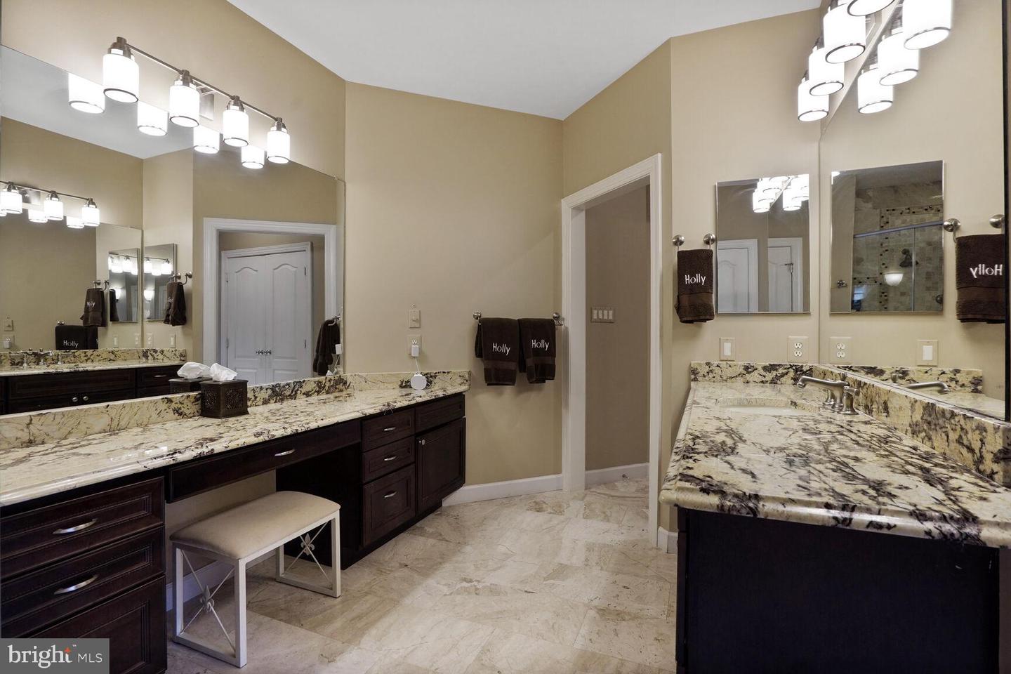 9864 WALKER GLEN CT, GREAT FALLS, Virginia 22066, 7 Bedrooms Bedrooms, ,7 BathroomsBathrooms,Residential,For sale,9864 WALKER GLEN CT,VAFX2260212 MLS # VAFX2260212 9864 WALKER GLEN CT, GREAT FALLS, Virginia 22066, 7 Bedrooms Bedrooms, ,7 BathroomsBathrooms,Residential,For sale,9864 WALKER GLEN CT,VAFX2260212 MLS # VAFX2260212