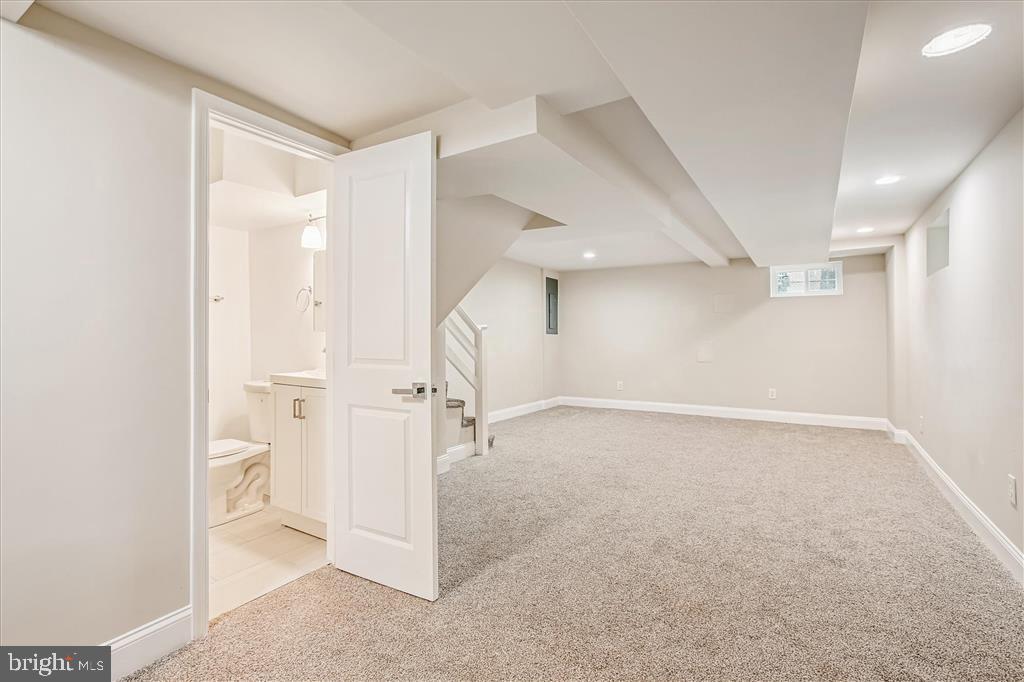 3335 DUBOIS PL SE, WASHINGTON, District Of Columbia 20019, 3 Bedrooms Bedrooms, ,2 BathroomsBathrooms,Residential,For sale,3335 DUBOIS PL SE,DCDC2215746 MLS # DCDC2215746 3335 DUBOIS PL SE, WASHINGTON, District Of Columbia 20019, 3 Bedrooms Bedrooms, ,2 BathroomsBathrooms,Residential,For sale,3335 DUBOIS PL SE,DCDC2215746 MLS # DCDC2215746