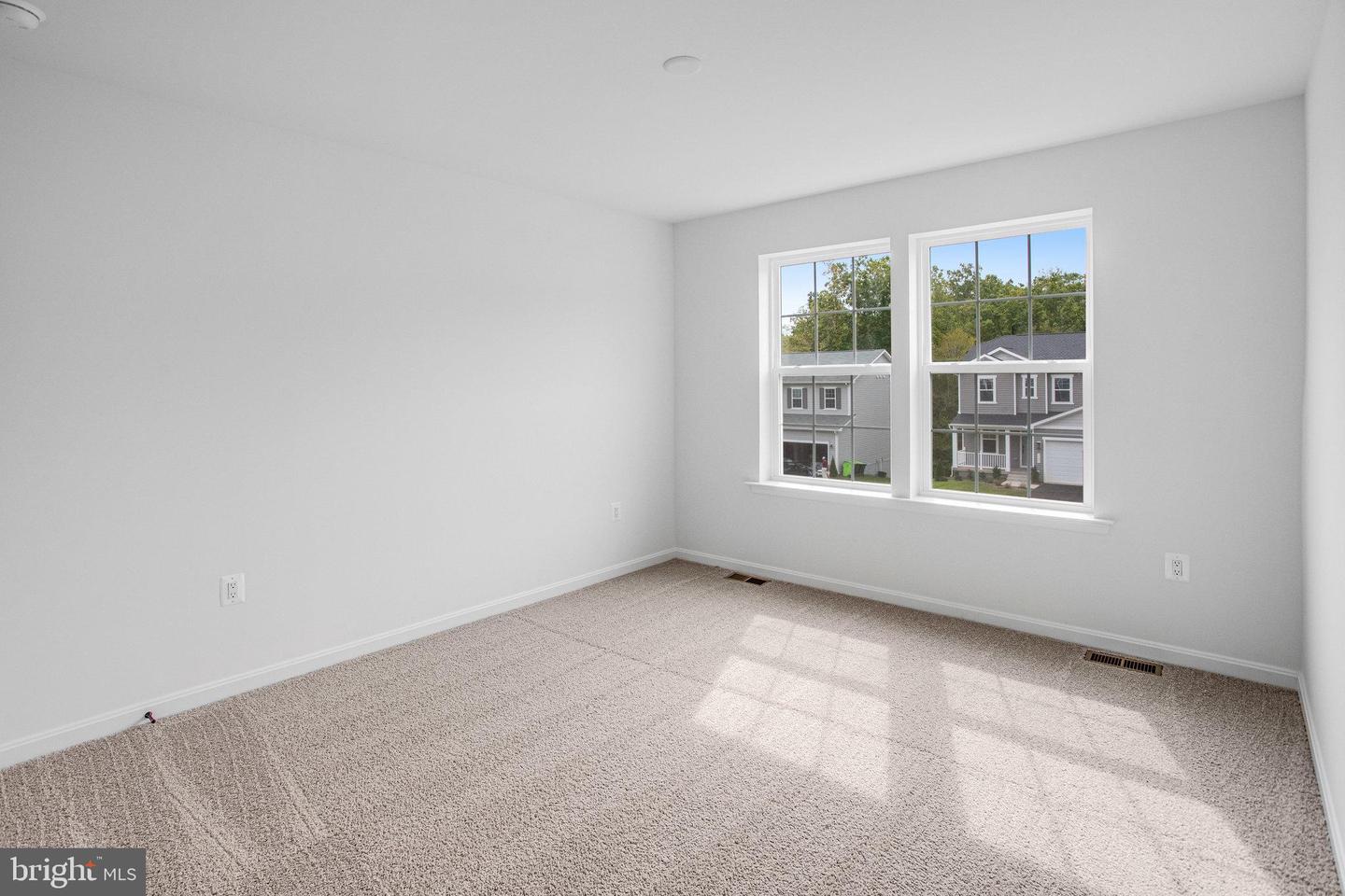 35603 PINE NEEDLE LN, LOCUST GROVE, Virginia 22508, 5 Bedrooms Bedrooms, ,3 BathroomsBathrooms,Residential,For sale,35603 PINE NEEDLE LN,VAOR2010700 MLS # VAOR2010700 35603 PINE NEEDLE LN, LOCUST GROVE, Virginia 22508, 5 Bedrooms Bedrooms, ,3 BathroomsBathrooms,Residential,For sale,35603 PINE NEEDLE LN,VAOR2010700 MLS # VAOR2010700