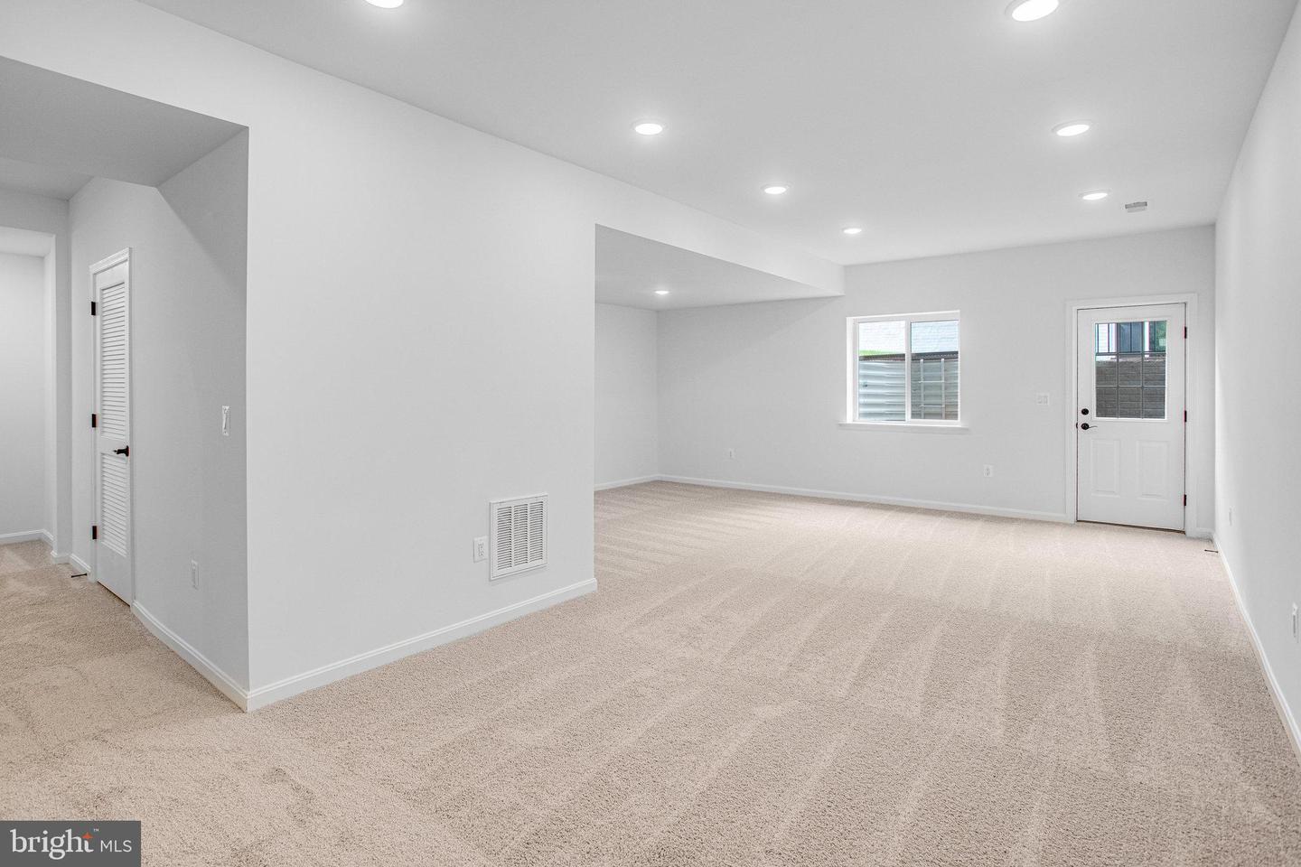 35603 PINE NEEDLE LN, LOCUST GROVE, Virginia 22508, 5 Bedrooms Bedrooms, ,3 BathroomsBathrooms,Residential,For sale,35603 PINE NEEDLE LN,VAOR2010700 MLS # VAOR2010700 35603 PINE NEEDLE LN, LOCUST GROVE, Virginia 22508, 5 Bedrooms Bedrooms, ,3 BathroomsBathrooms,Residential,For sale,35603 PINE NEEDLE LN,VAOR2010700 MLS # VAOR2010700