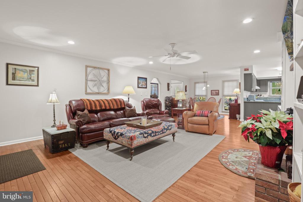 7 HAMMOND LN, FREDERICKSBURG, Virginia 22407, 3 Bedrooms Bedrooms, ,2 BathroomsBathrooms,Residential,7 HAMMOND LN,VASP2038028 MLS # VASP2038028 7 HAMMOND LN, FREDERICKSBURG, Virginia 22407, 3 Bedrooms Bedrooms, ,2 BathroomsBathrooms,Residential,7 HAMMOND LN,VASP2038028 MLS # VASP2038028