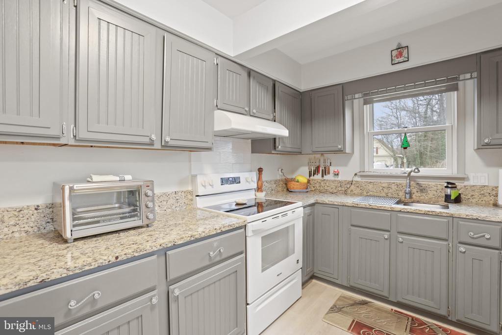 7 HAMMOND LN, FREDERICKSBURG, Virginia 22407, 3 Bedrooms Bedrooms, ,2 BathroomsBathrooms,Residential,7 HAMMOND LN,VASP2038028 MLS # VASP2038028 7 HAMMOND LN, FREDERICKSBURG, Virginia 22407, 3 Bedrooms Bedrooms, ,2 BathroomsBathrooms,Residential,7 HAMMOND LN,VASP2038028 MLS # VASP2038028