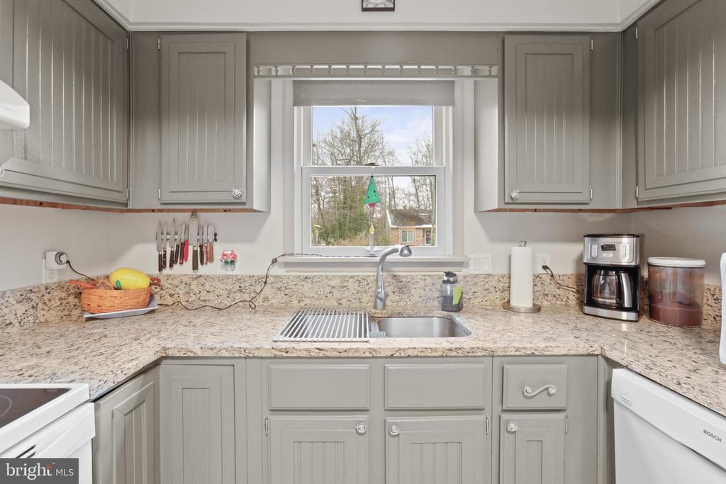 7 HAMMOND LN, FREDERICKSBURG, Virginia 22407, 3 Bedrooms Bedrooms, ,2 BathroomsBathrooms,Residential,7 HAMMOND LN,VASP2038028 MLS # VASP2038028 7 HAMMOND LN, FREDERICKSBURG, Virginia 22407, 3 Bedrooms Bedrooms, ,2 BathroomsBathrooms,Residential,7 HAMMOND LN,VASP2038028 MLS # VASP2038028