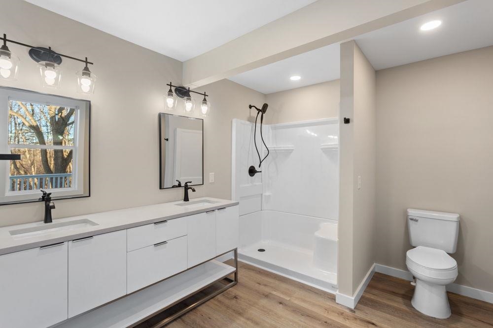 with double sinks! with double sinks!