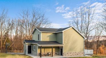 11481 ZIRKLE LN, BROADWAY, Virginia 22815, 4 Bedrooms Bedrooms, ,2 BathroomsBathrooms,Residential,11481 ZIRKLE LN,671839 MLS # 671839