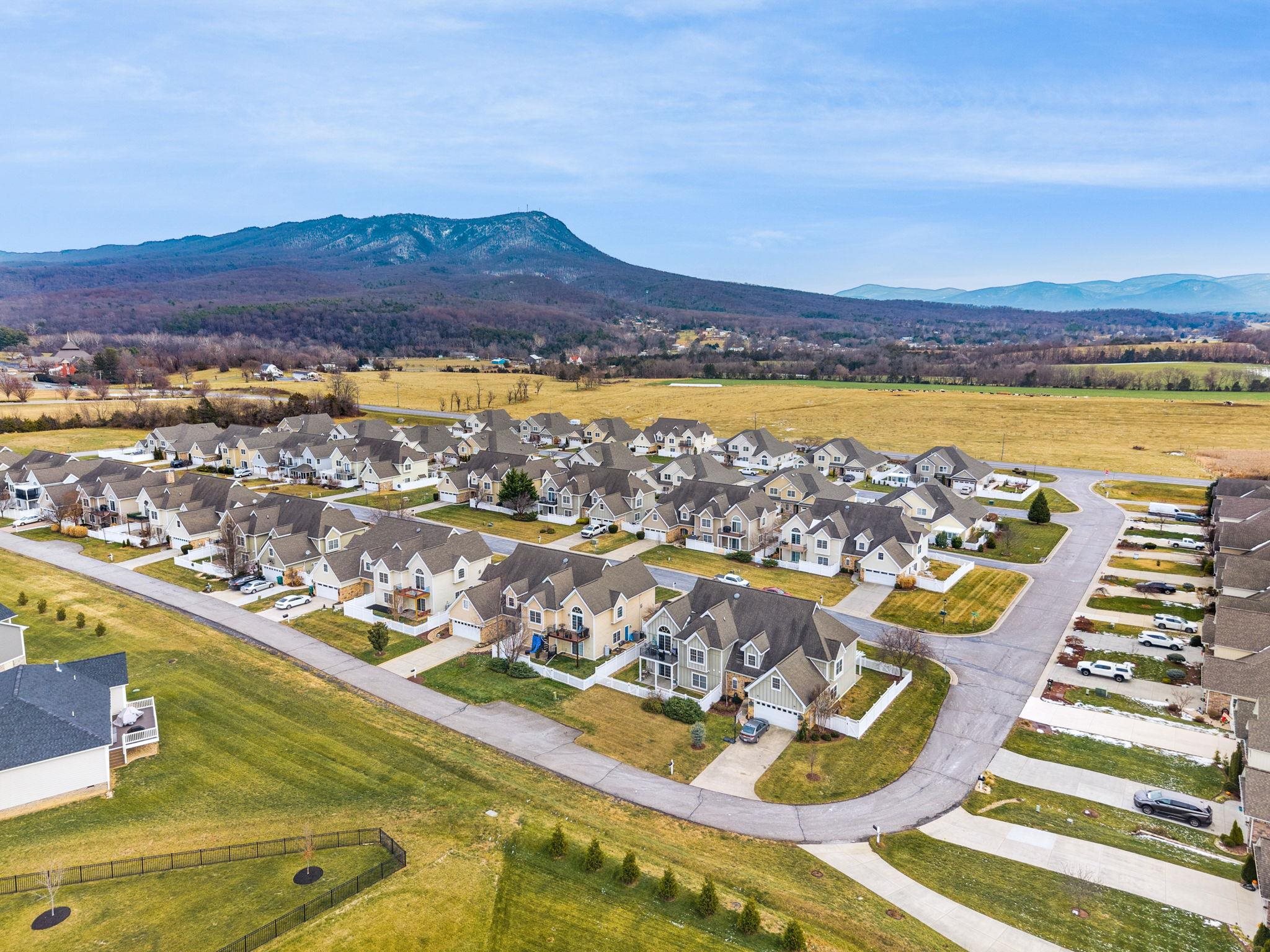 256 MACALLISTER WAY, ROCKINGHAM, Virginia 22801, 3 Bedrooms Bedrooms, ,2 BathroomsBathrooms,Residential,256 MACALLISTER WAY,671846 MLS # 671846 256 MACALLISTER WAY, ROCKINGHAM, Virginia 22801, 3 Bedrooms Bedrooms, ,2 BathroomsBathrooms,Residential,256 MACALLISTER WAY,671846 MLS # 671846