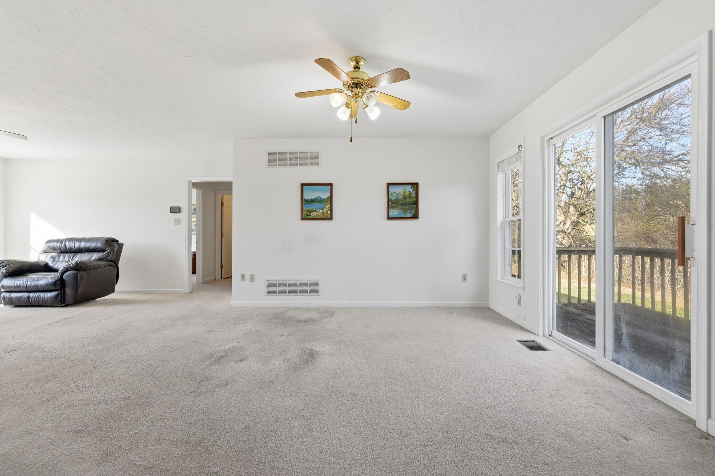 134 DILLON CT, NEW MARKET, Virginia 22844, 3 Bedrooms Bedrooms, ,2 BathroomsBathrooms,Residential,134 DILLON CT,671848 MLS # 671848 134 DILLON CT, NEW MARKET, Virginia 22844, 3 Bedrooms Bedrooms, ,2 BathroomsBathrooms,Residential,134 DILLON CT,671848 MLS # 671848