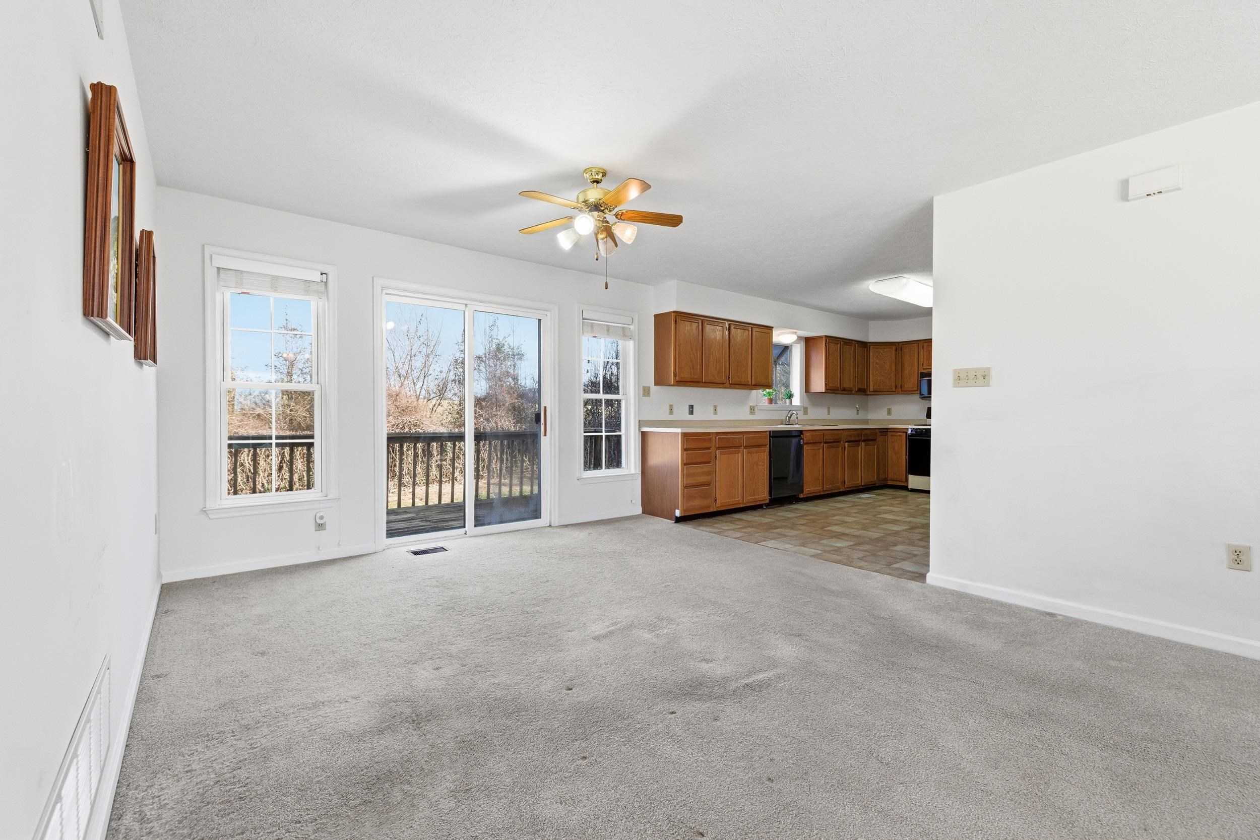 134 DILLON CT, NEW MARKET, Virginia 22844, 3 Bedrooms Bedrooms, ,2 BathroomsBathrooms,Residential,134 DILLON CT,671848 MLS # 671848 134 DILLON CT, NEW MARKET, Virginia 22844, 3 Bedrooms Bedrooms, ,2 BathroomsBathrooms,Residential,134 DILLON CT,671848 MLS # 671848