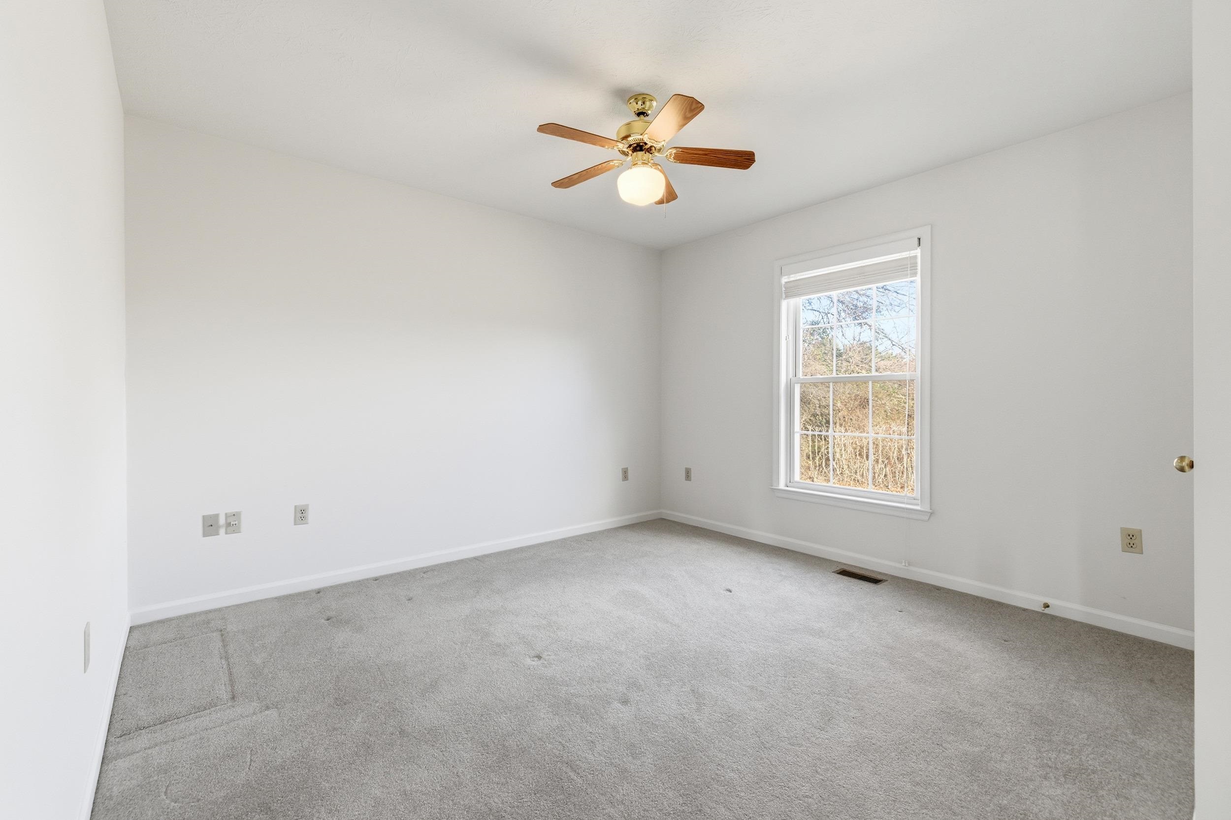 134 DILLON CT, NEW MARKET, Virginia 22844, 3 Bedrooms Bedrooms, ,2 BathroomsBathrooms,Residential,134 DILLON CT,671848 MLS # 671848 134 DILLON CT, NEW MARKET, Virginia 22844, 3 Bedrooms Bedrooms, ,2 BathroomsBathrooms,Residential,134 DILLON CT,671848 MLS # 671848