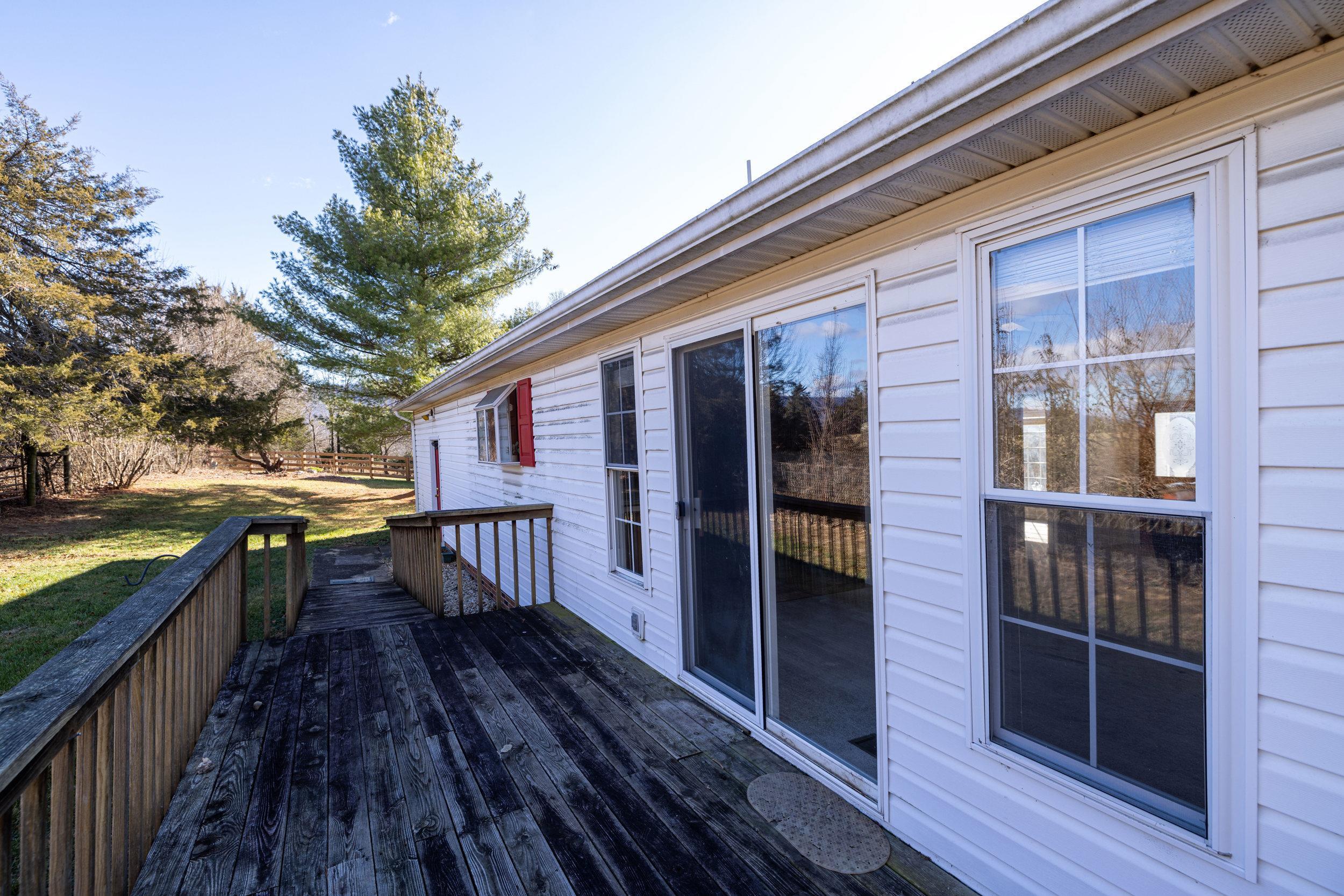 134 DILLON CT, NEW MARKET, Virginia 22844, 3 Bedrooms Bedrooms, ,2 BathroomsBathrooms,Residential,134 DILLON CT,671848 MLS # 671848 134 DILLON CT, NEW MARKET, Virginia 22844, 3 Bedrooms Bedrooms, ,2 BathroomsBathrooms,Residential,134 DILLON CT,671848 MLS # 671848