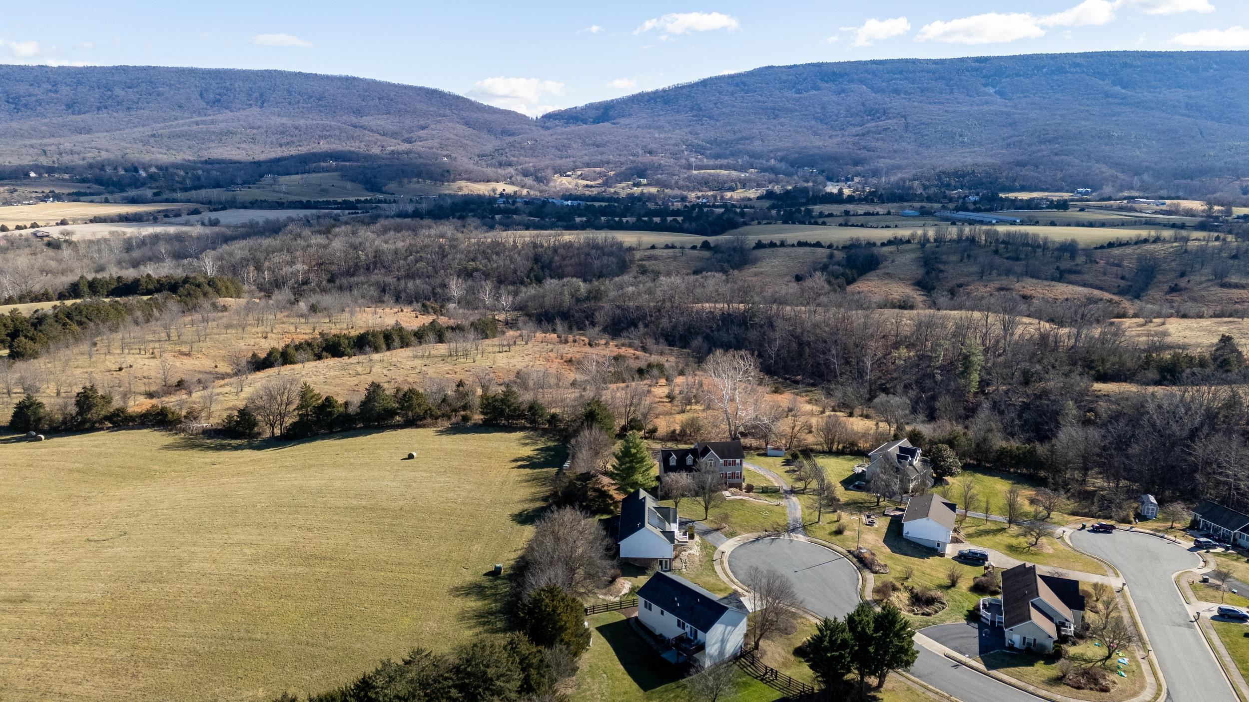 134 DILLON CT, NEW MARKET, Virginia 22844, 3 Bedrooms Bedrooms, ,2 BathroomsBathrooms,Residential,134 DILLON CT,671848 MLS # 671848 134 DILLON CT, NEW MARKET, Virginia 22844, 3 Bedrooms Bedrooms, ,2 BathroomsBathrooms,Residential,134 DILLON CT,671848 MLS # 671848