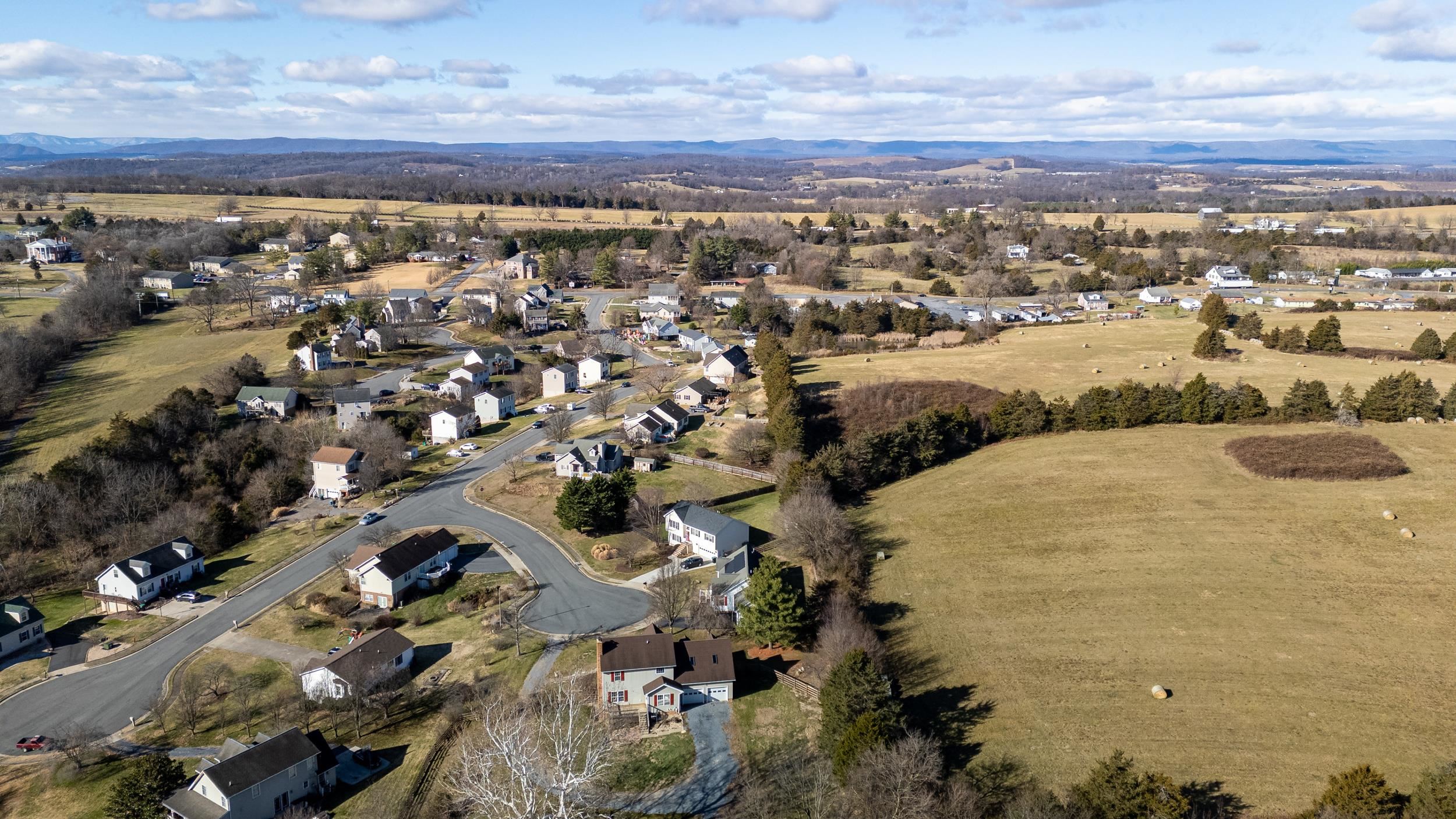 134 DILLON CT, NEW MARKET, Virginia 22844, 3 Bedrooms Bedrooms, ,2 BathroomsBathrooms,Residential,134 DILLON CT,671848 MLS # 671848 134 DILLON CT, NEW MARKET, Virginia 22844, 3 Bedrooms Bedrooms, ,2 BathroomsBathrooms,Residential,134 DILLON CT,671848 MLS # 671848