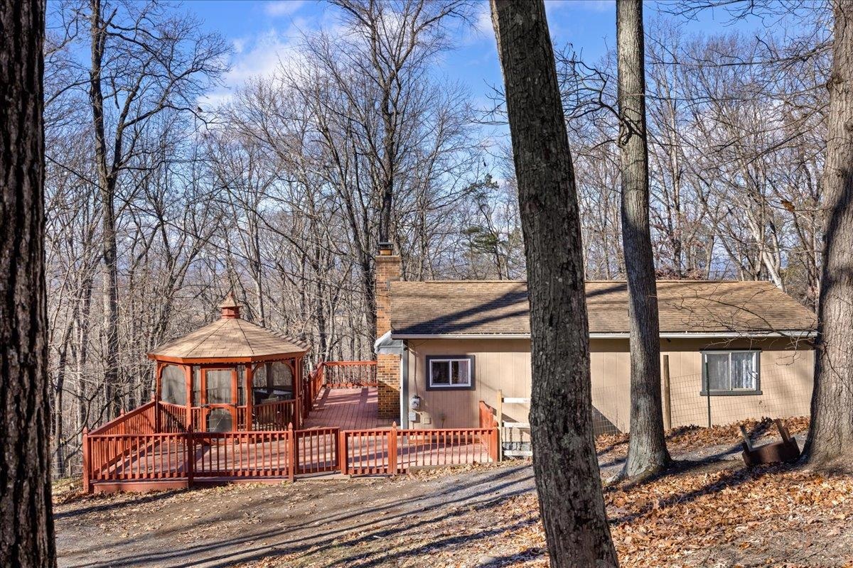 447 BLACKBERRY LN, NEW MARKET, Virginia 22844, 2 Bedrooms Bedrooms, ,1 BathroomBathrooms,Residential,The Inside-Out,447 BLACKBERRY LN,671851 MLS # 671851 447 BLACKBERRY LN, NEW MARKET, Virginia 22844, 2 Bedrooms Bedrooms, ,1 BathroomBathrooms,Residential,The Inside-Out,447 BLACKBERRY LN,671851 MLS # 671851