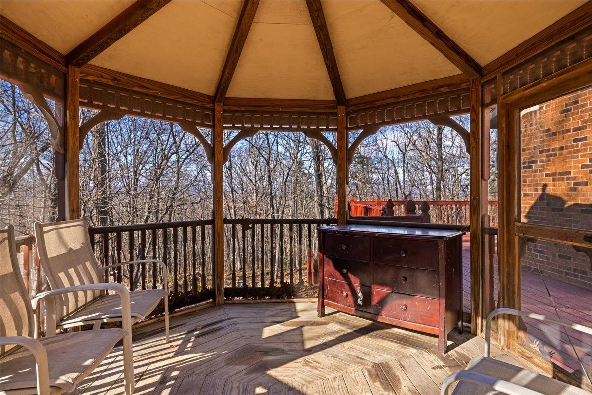 447 BLACKBERRY LN, NEW MARKET, Virginia 22844, 2 Bedrooms Bedrooms, ,1 BathroomBathrooms,Residential,The Inside-Out,447 BLACKBERRY LN,671851 MLS # 671851 447 BLACKBERRY LN, NEW MARKET, Virginia 22844, 2 Bedrooms Bedrooms, ,1 BathroomBathrooms,Residential,The Inside-Out,447 BLACKBERRY LN,671851 MLS # 671851