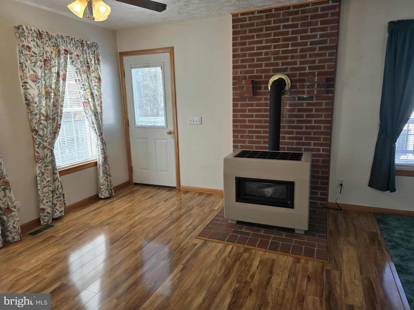 915 LEON RD, CULPEPER, Virginia 22701, 3 Bedrooms Bedrooms, ,1 BathroomBathrooms,Residential,For sale,915 LEON RD,VAMA2002504 MLS # VAMA2002504 915 LEON RD, CULPEPER, Virginia 22701, 3 Bedrooms Bedrooms, ,1 BathroomBathrooms,Residential,For sale,915 LEON RD,VAMA2002504 MLS # VAMA2002504