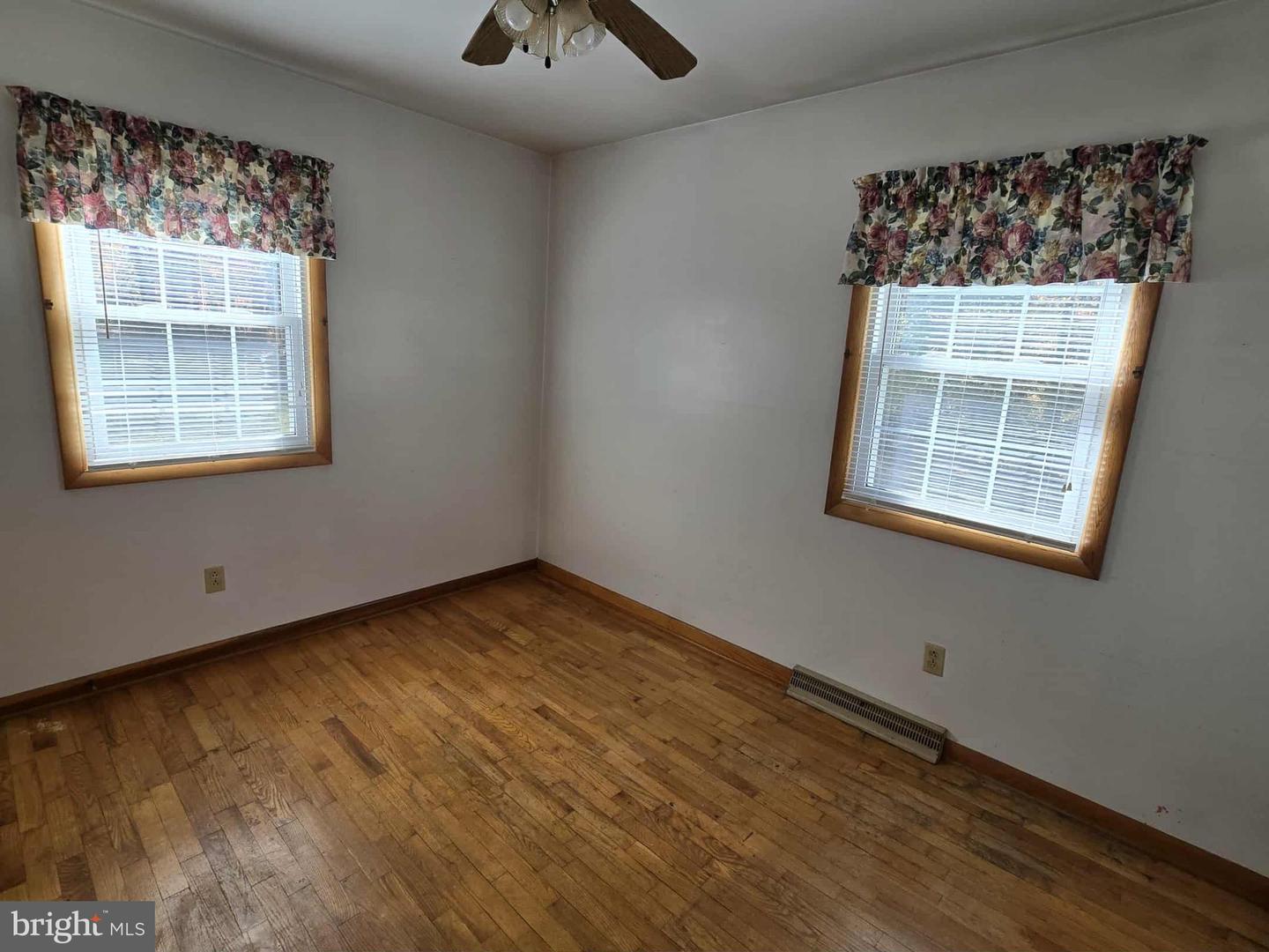 915 LEON RD, CULPEPER, Virginia 22701, 3 Bedrooms Bedrooms, ,1 BathroomBathrooms,Residential,For sale,915 LEON RD,VAMA2002504 MLS # VAMA2002504 915 LEON RD, CULPEPER, Virginia 22701, 3 Bedrooms Bedrooms, ,1 BathroomBathrooms,Residential,For sale,915 LEON RD,VAMA2002504 MLS # VAMA2002504