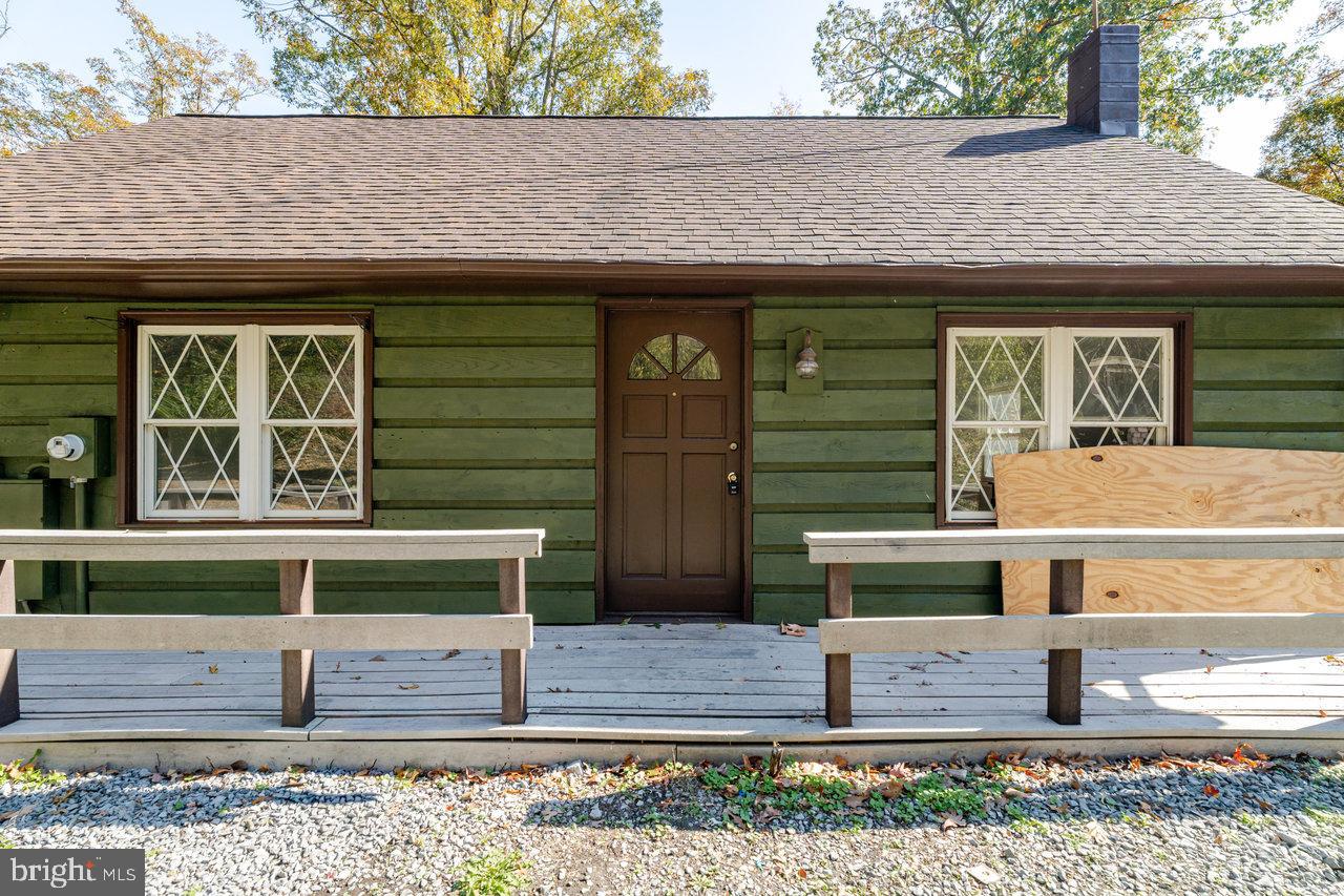 115 RISK RD, NEW MARKET, Virginia 22844, 2 Bedrooms Bedrooms, ,1 BathroomBathrooms,Residential,For sale,115 RISK RD,VASH2012906 MLS # VASH2012906 115 RISK RD, NEW MARKET, Virginia 22844, 2 Bedrooms Bedrooms, ,1 BathroomBathrooms,Residential,For sale,115 RISK RD,VASH2012906 MLS # VASH2012906