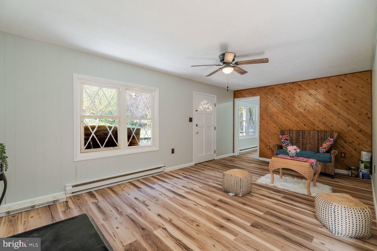 115 RISK RD, NEW MARKET, Virginia 22844, 2 Bedrooms Bedrooms, ,1 BathroomBathrooms,Residential,For sale,115 RISK RD,VASH2012906 MLS # VASH2012906 115 RISK RD, NEW MARKET, Virginia 22844, 2 Bedrooms Bedrooms, ,1 BathroomBathrooms,Residential,For sale,115 RISK RD,VASH2012906 MLS # VASH2012906