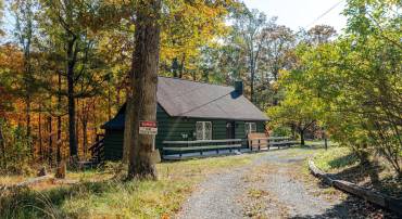 115 RISK RD, NEW MARKET, Virginia 22844, 2 Bedrooms Bedrooms, ,1 BathroomBathrooms,Residential,For sale,115 RISK RD,VASH2012906 MLS # VASH2012906