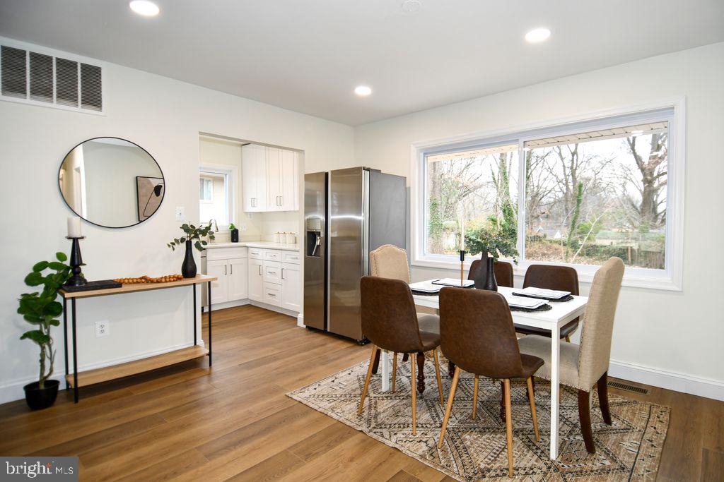 7407 KELVIN PL, SPRINGFIELD, Virginia 22151, 5 Bedrooms Bedrooms, ,3 BathroomsBathrooms,Residential,For sale,7407 KELVIN PL,VAFX2278350 MLS # VAFX2278350 7407 KELVIN PL, SPRINGFIELD, Virginia 22151, 5 Bedrooms Bedrooms, ,3 BathroomsBathrooms,Residential,For sale,7407 KELVIN PL,VAFX2278350 MLS # VAFX2278350