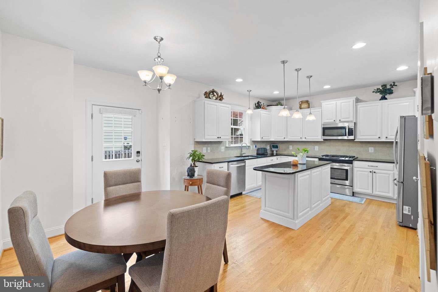 16199 SHEFFIELD DR, DUMFRIES, Virginia 22025, 4 Bedrooms Bedrooms, 12 Rooms Rooms,3 BathroomsBathrooms,Residential,For sale,16199 SHEFFIELD DR,VAPW2107514 MLS # VAPW2107514 16199 SHEFFIELD DR, DUMFRIES, Virginia 22025, 4 Bedrooms Bedrooms, 12 Rooms Rooms,3 BathroomsBathrooms,Residential,For sale,16199 SHEFFIELD DR,VAPW2107514 MLS # VAPW2107514