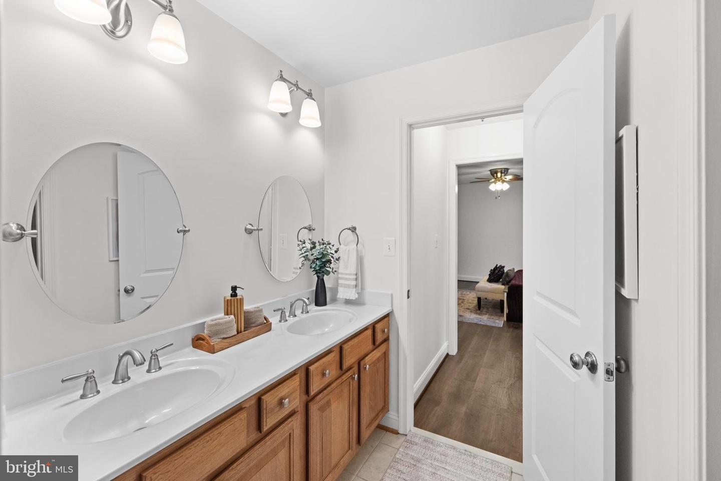 16199 SHEFFIELD DR, DUMFRIES, Virginia 22025, 4 Bedrooms Bedrooms, 12 Rooms Rooms,3 BathroomsBathrooms,Residential,For sale,16199 SHEFFIELD DR,VAPW2107514 MLS # VAPW2107514 16199 SHEFFIELD DR, DUMFRIES, Virginia 22025, 4 Bedrooms Bedrooms, 12 Rooms Rooms,3 BathroomsBathrooms,Residential,For sale,16199 SHEFFIELD DR,VAPW2107514 MLS # VAPW2107514