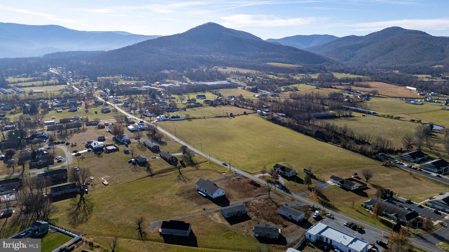 341 PARK RD, STANLEY, Virginia 22851, 3 Bedrooms Bedrooms, ,2 BathroomsBathrooms,Residential,For sale,341 PARK RD,VAPA2005626 MLS # VAPA2005626