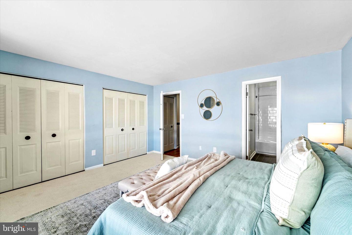 624 15TH ST S #1, ARLINGTON, Virginia 22202, 2 Bedrooms Bedrooms, ,2 BathroomsBathrooms,Residential,For sale,624 15TH ST S #1,VAAR2066268 MLS # VAAR2066268