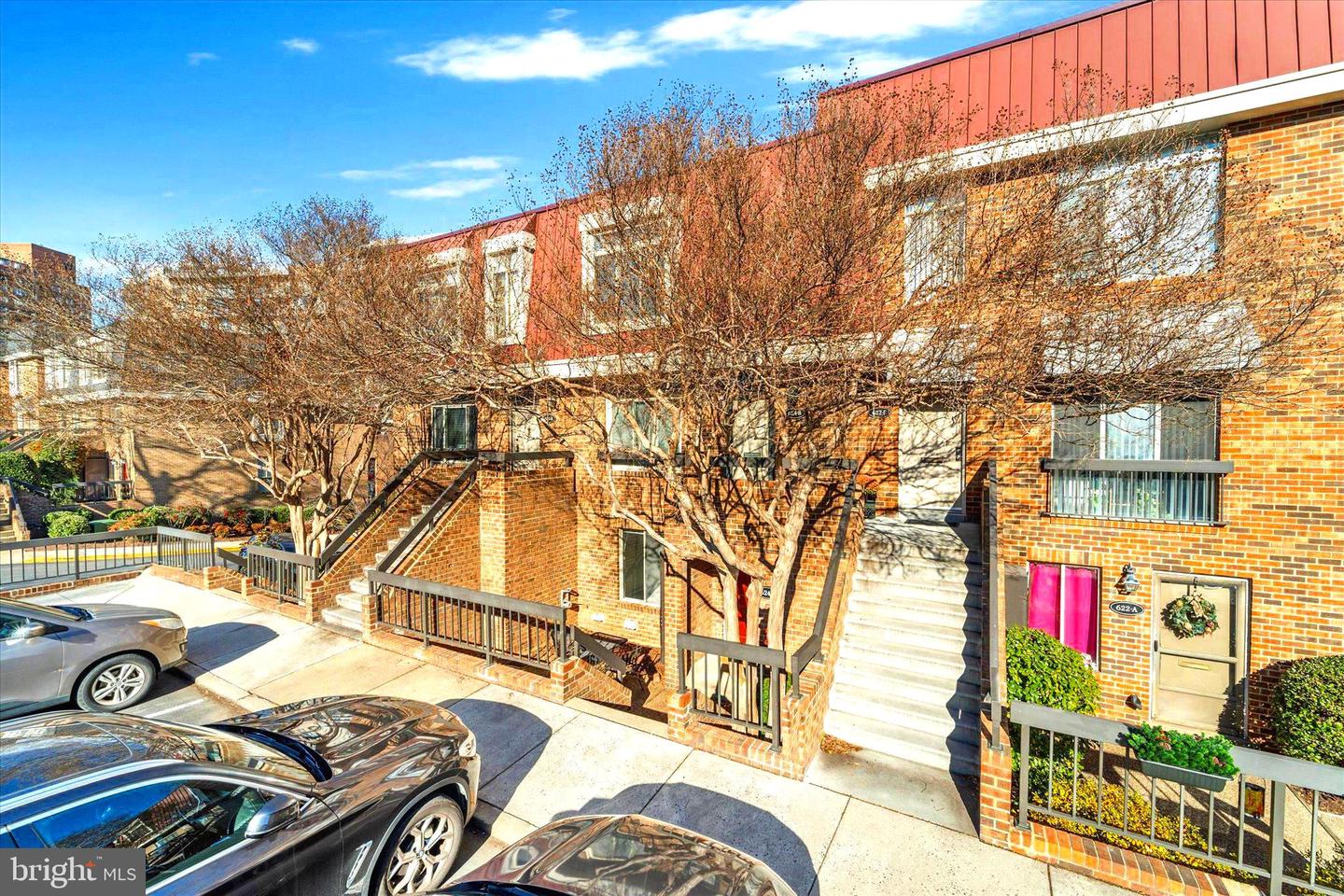 624 15TH ST S #1, ARLINGTON, Virginia 22202, 2 Bedrooms Bedrooms, ,2 BathroomsBathrooms,Residential,For sale,624 15TH ST S #1,VAAR2066268 MLS # VAAR2066268