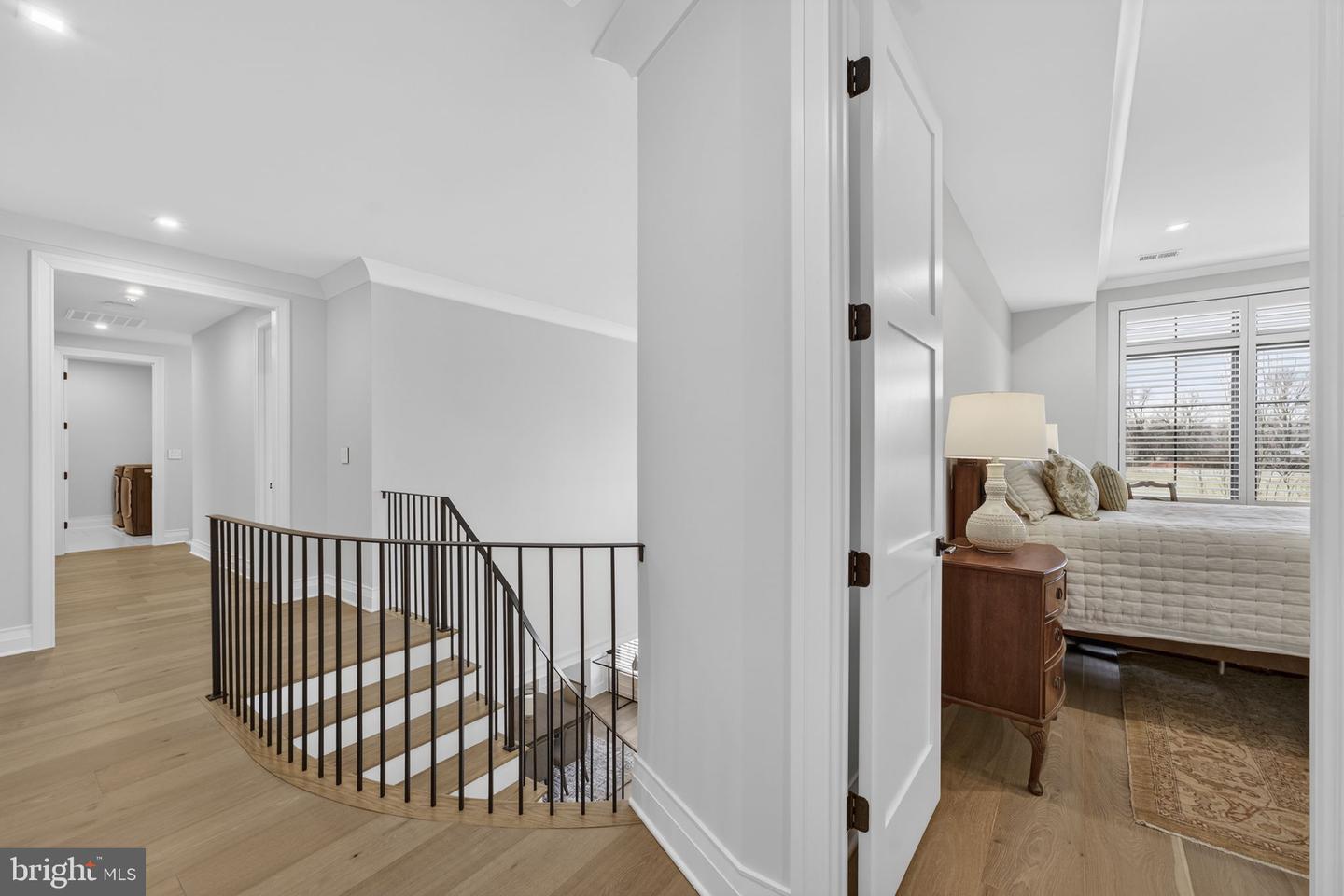 37291 SEABISCUIT PARK PL, MIDDLEBURG, Virginia 20117, 5 Bedrooms Bedrooms, ,5 BathroomsBathrooms,Residential,For sale,37291 SEABISCUIT PARK PL,VALO2111662 MLS # VALO2111662