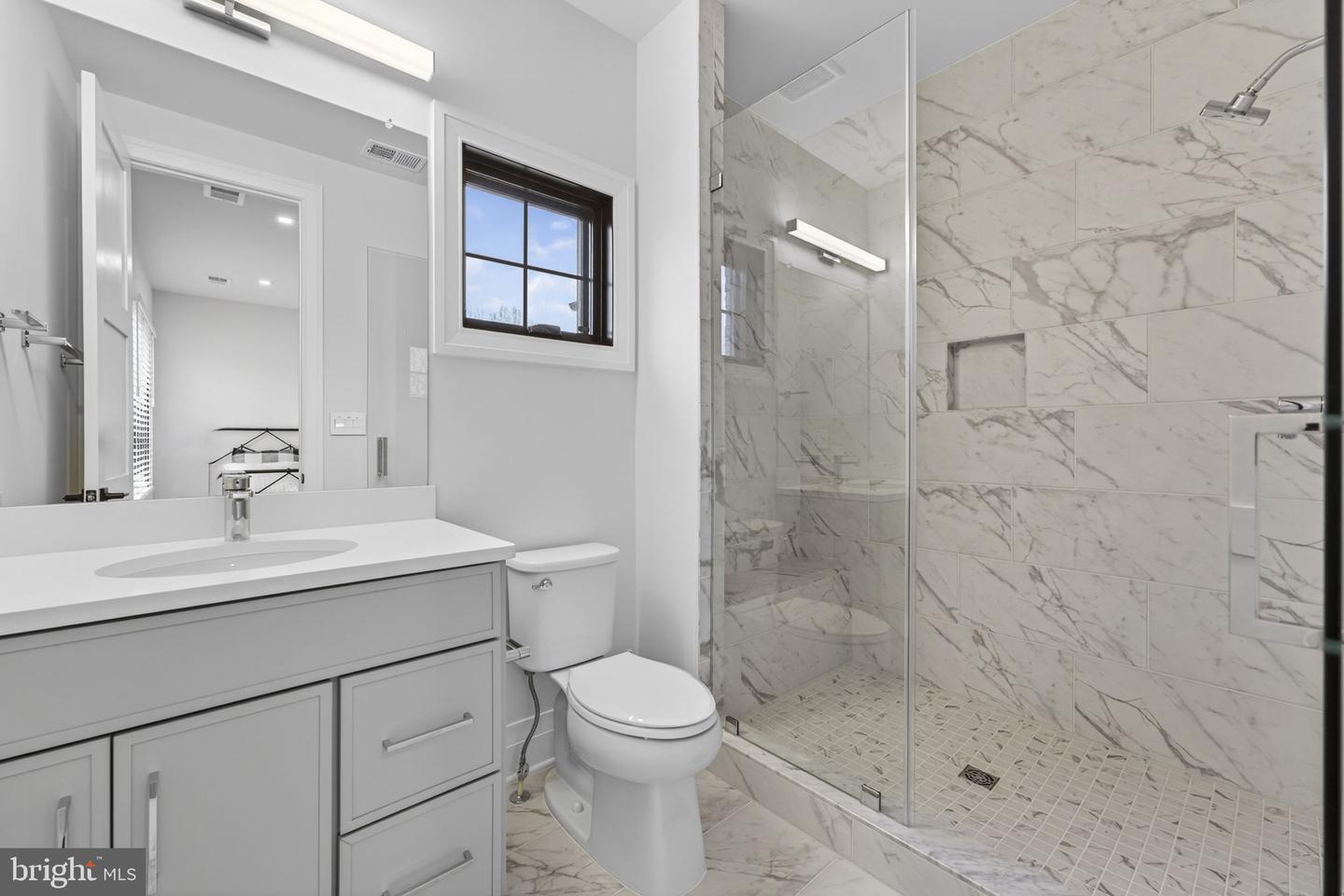 37291 SEABISCUIT PARK PL, MIDDLEBURG, Virginia 20117, 5 Bedrooms Bedrooms, ,5 BathroomsBathrooms,Residential,For sale,37291 SEABISCUIT PARK PL,VALO2111662 MLS # VALO2111662