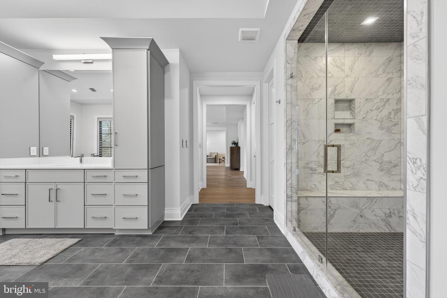 37291 SEABISCUIT PARK PL, MIDDLEBURG, Virginia 20117, 5 Bedrooms Bedrooms, ,5 BathroomsBathrooms,Residential,For sale,37291 SEABISCUIT PARK PL,VALO2111662 MLS # VALO2111662