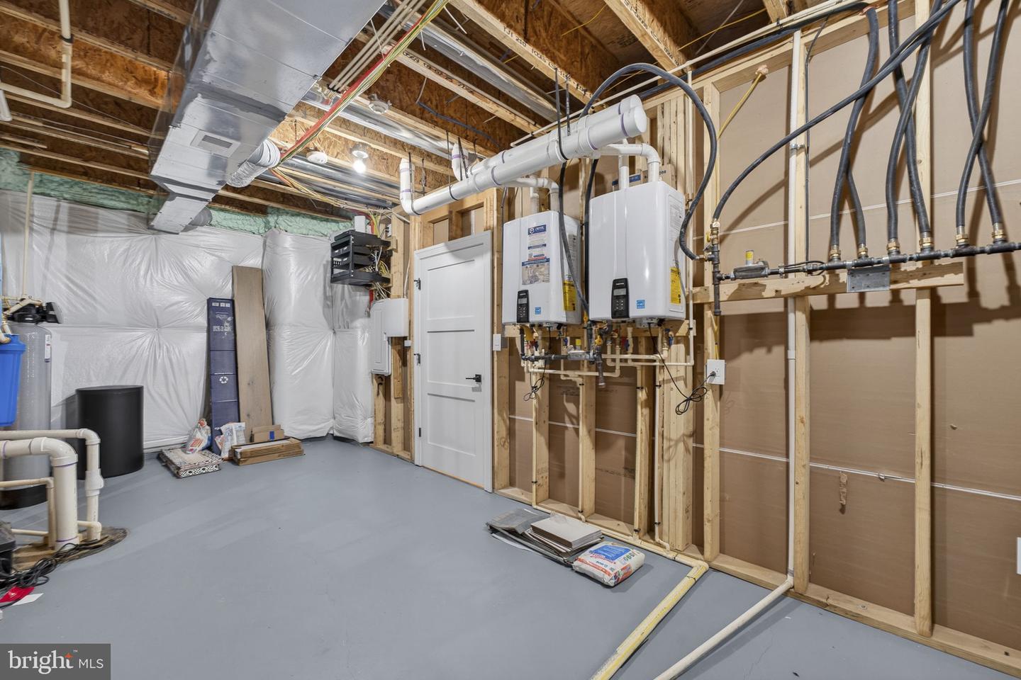 37291 SEABISCUIT PARK PL, MIDDLEBURG, Virginia 20117, 5 Bedrooms Bedrooms, ,5 BathroomsBathrooms,Residential,For sale,37291 SEABISCUIT PARK PL,VALO2111662 MLS # VALO2111662